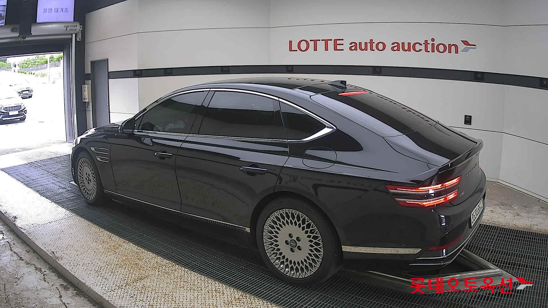 2026 - genesis g80