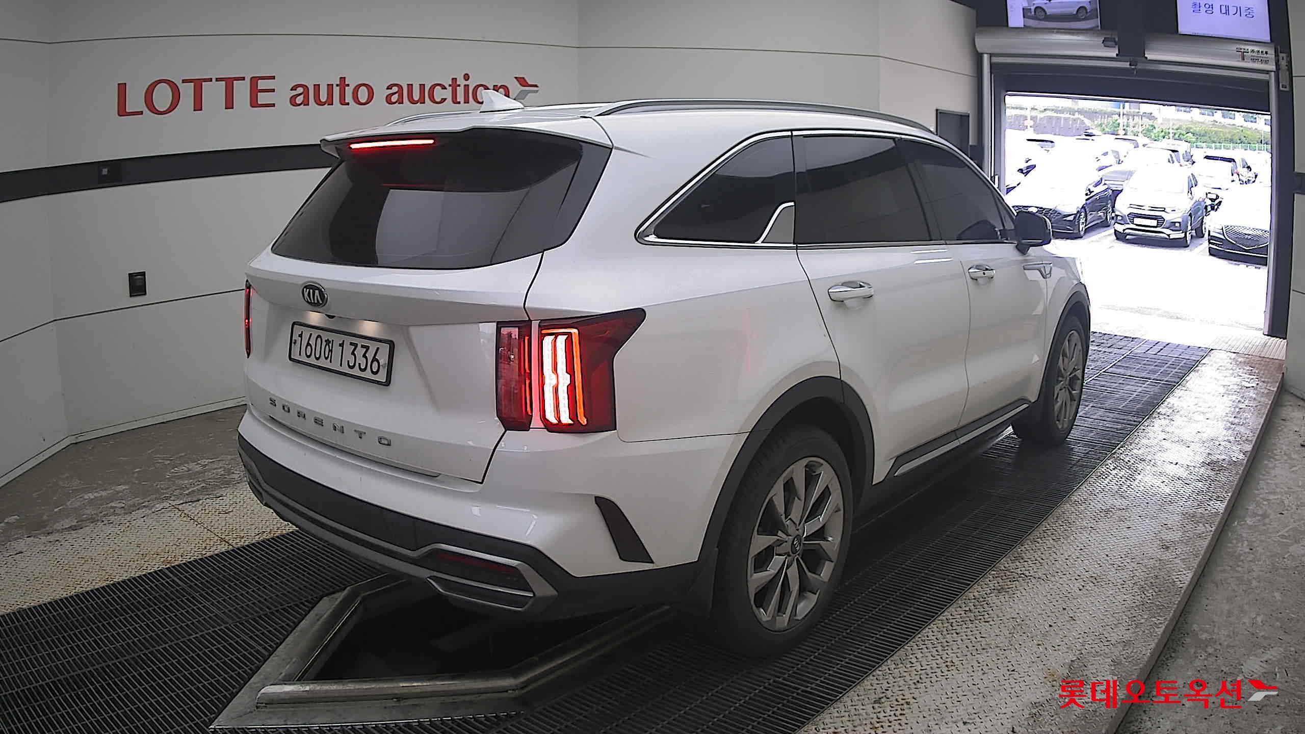 2021 - kia sorento