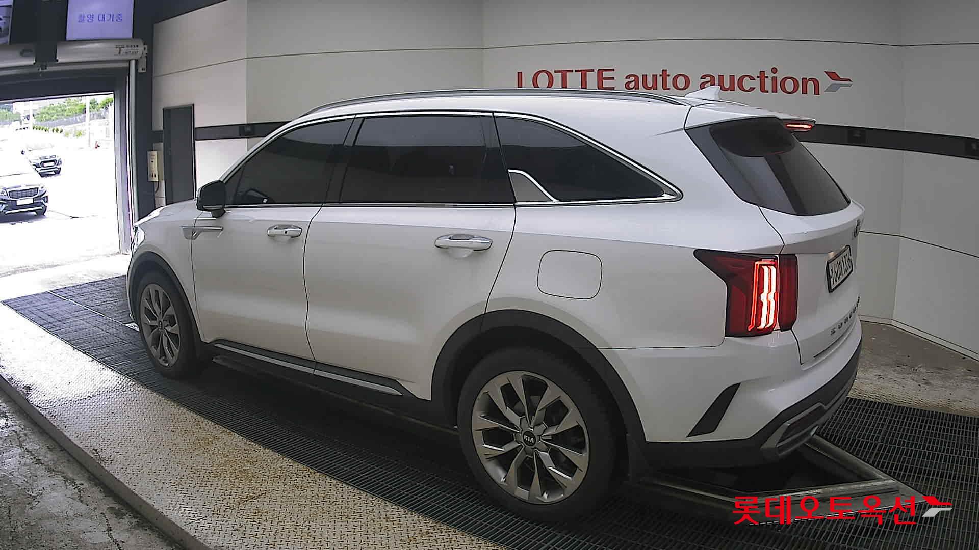 2021 - kia sorento