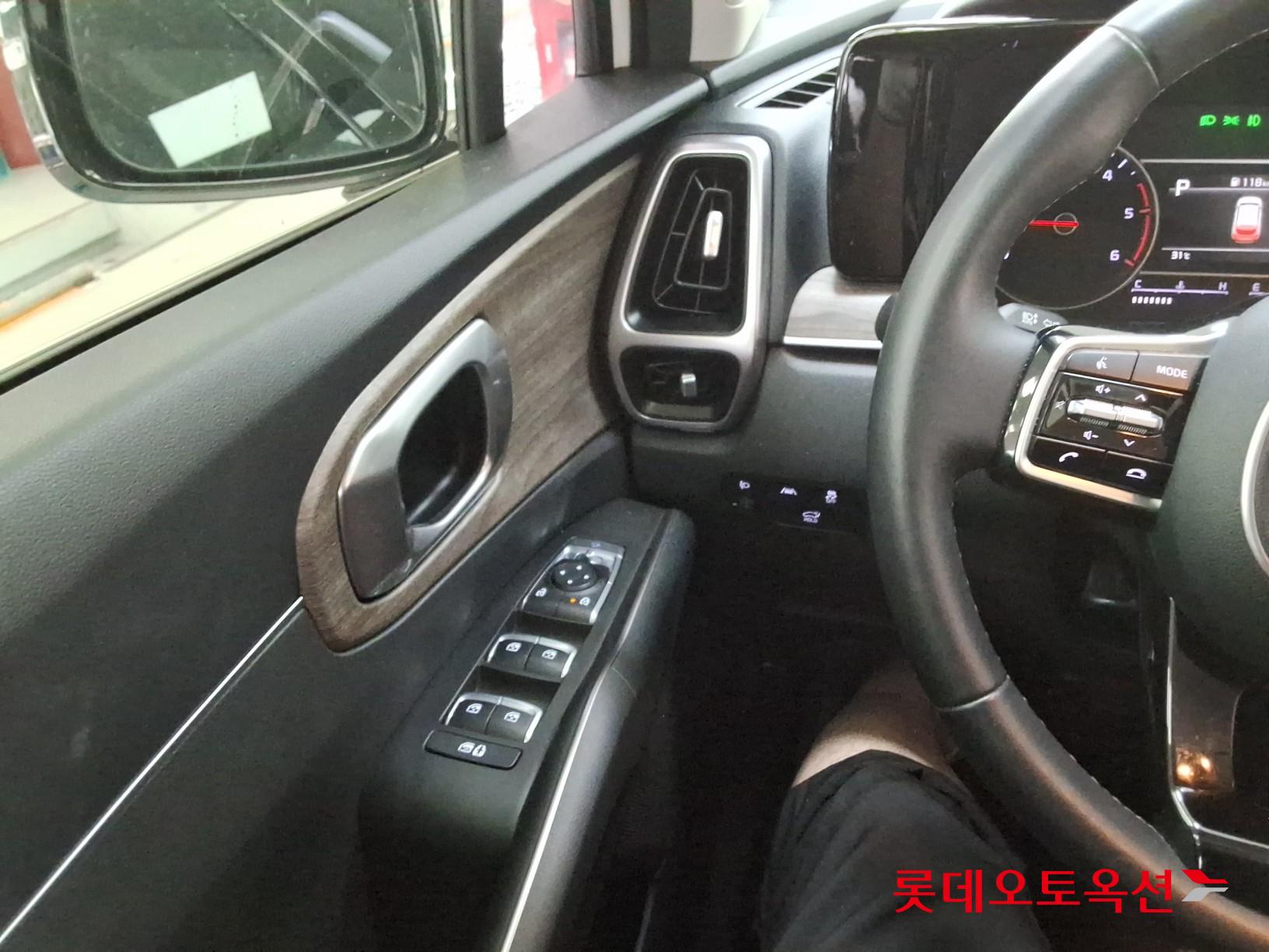 2021 - kia sorento