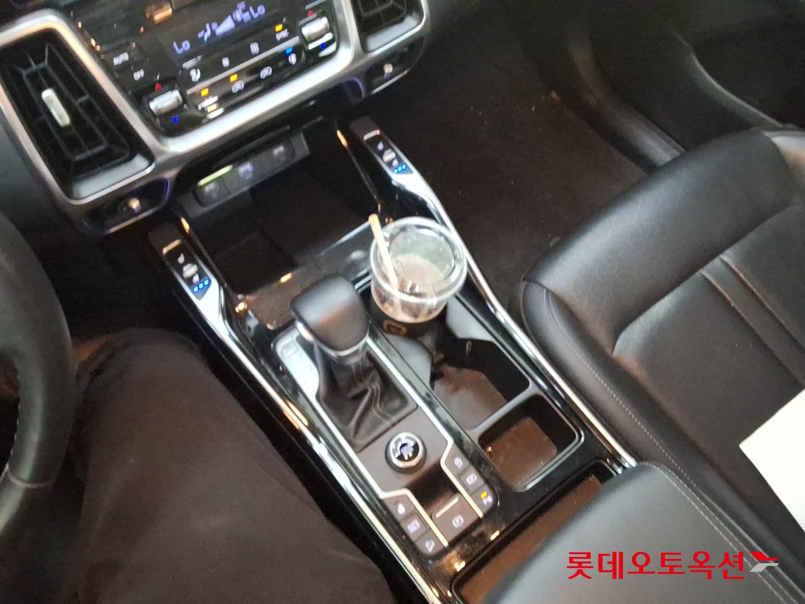 2021 - kia sorento