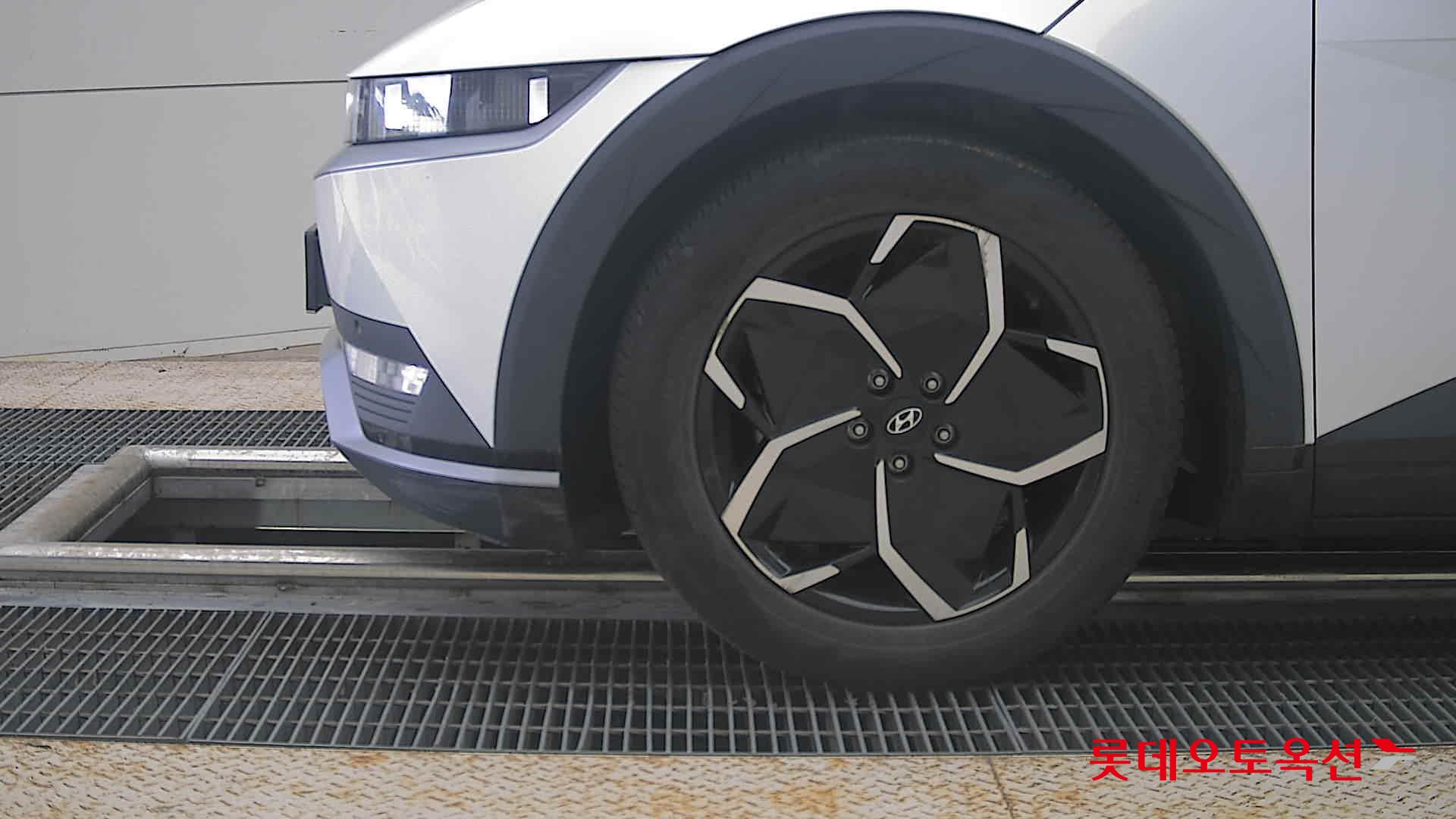 2022 - hyundai ioniq