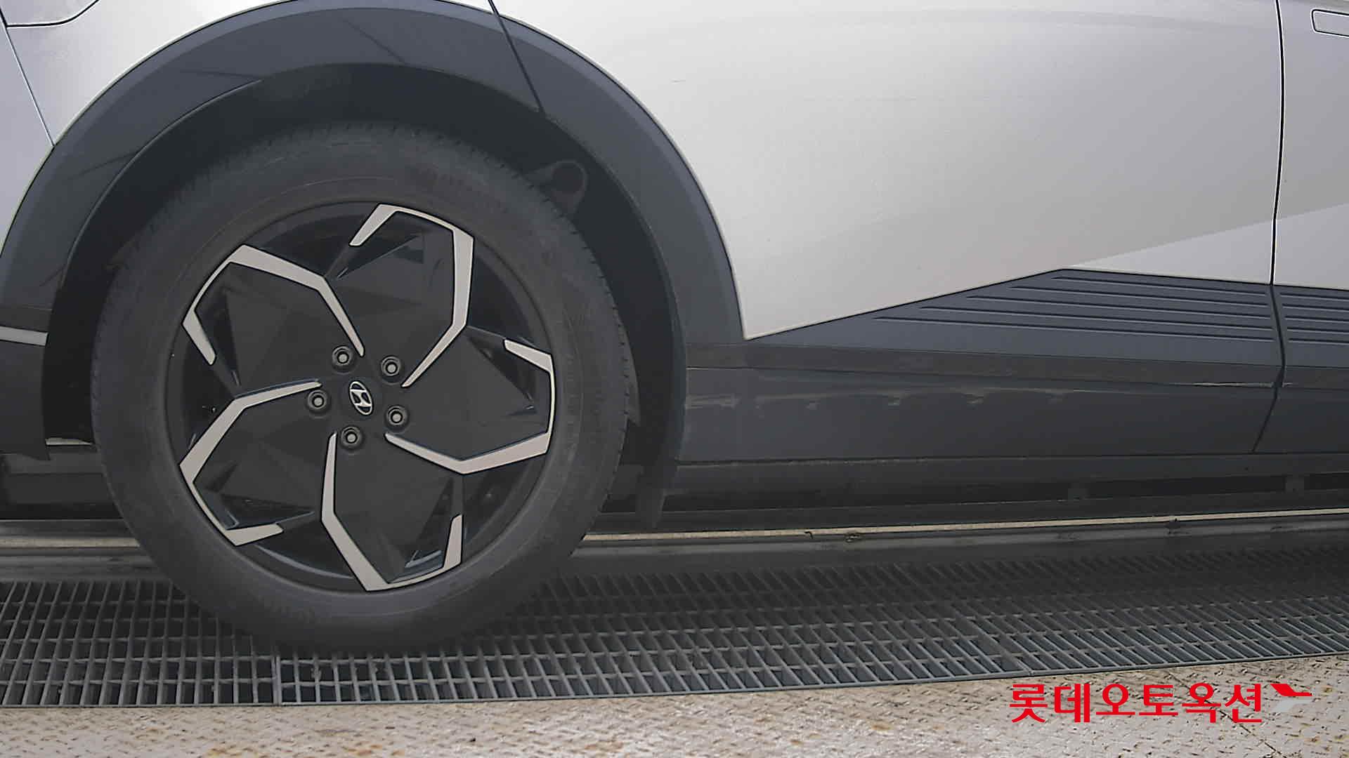 2022 - hyundai ioniq