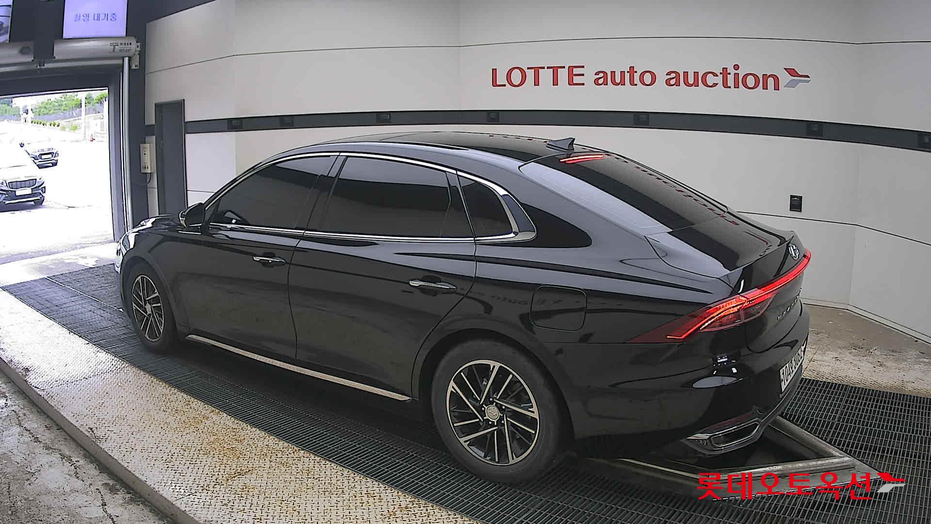 2020 - hyundai grandeur