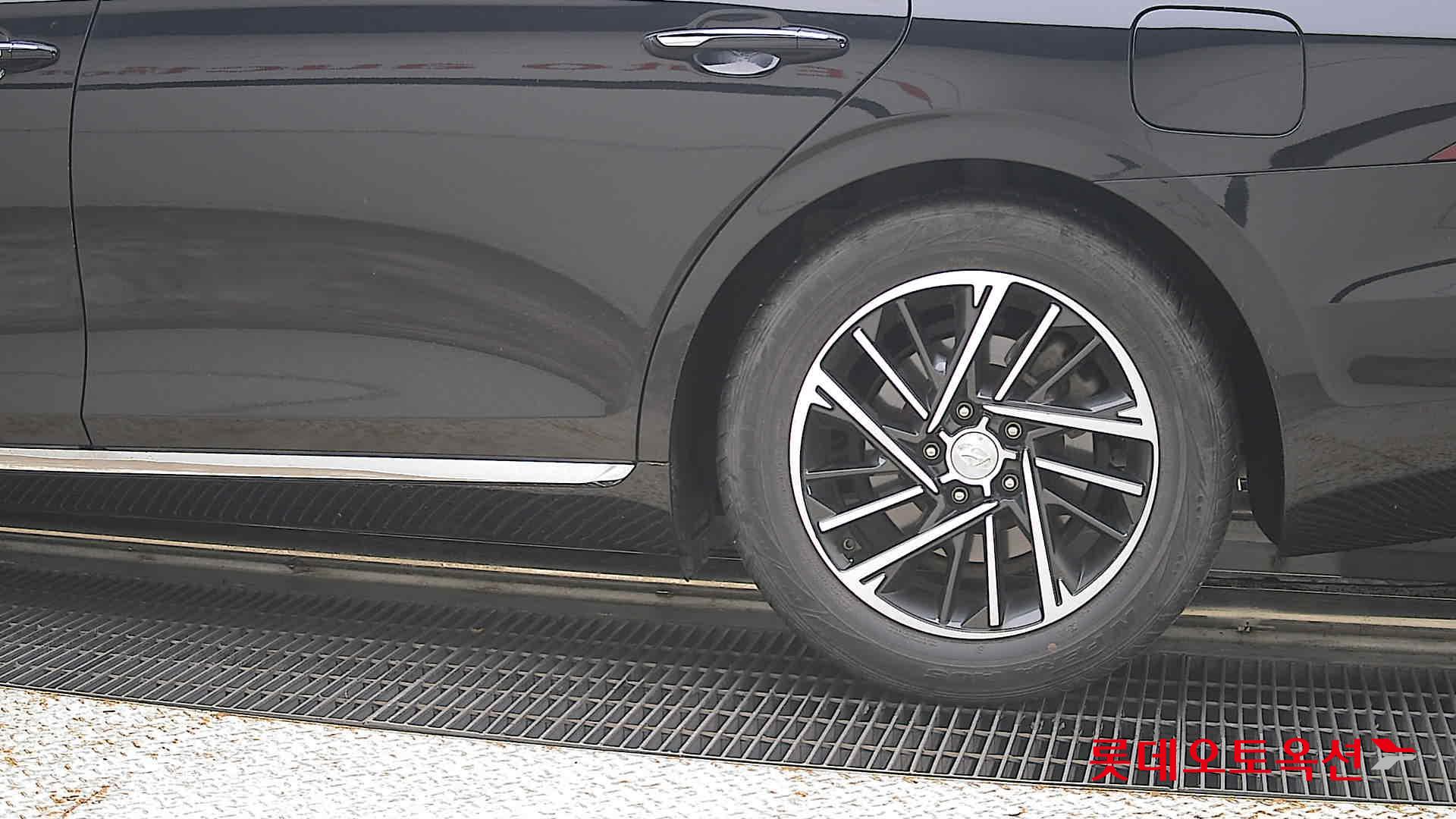 2020 - hyundai grandeur