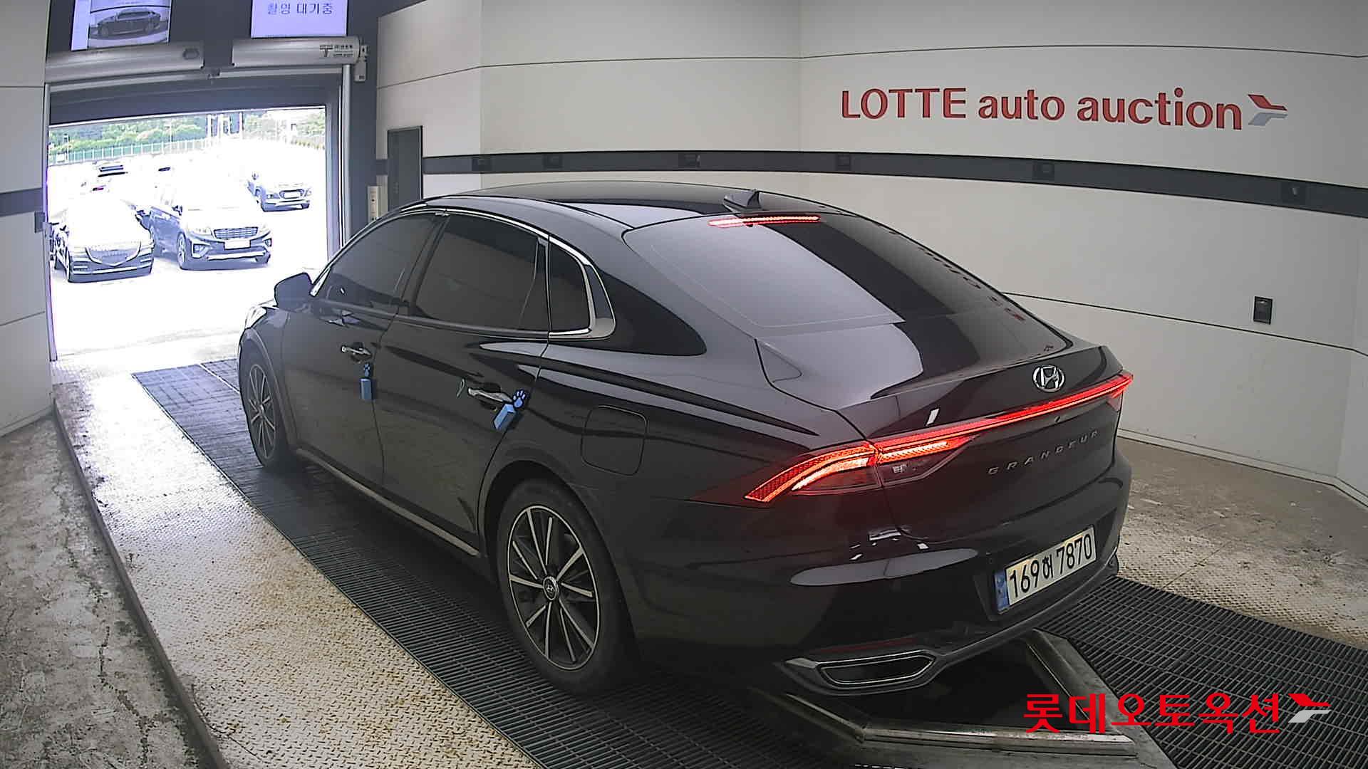2022 - hyundai grandeur