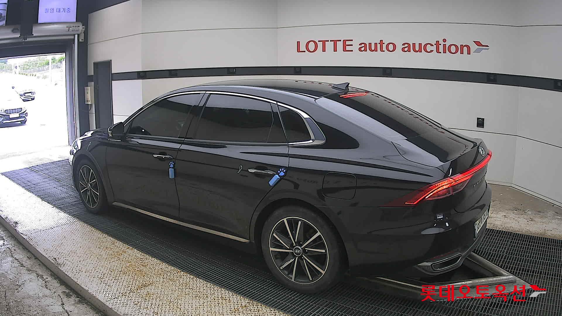 2022 - hyundai grandeur