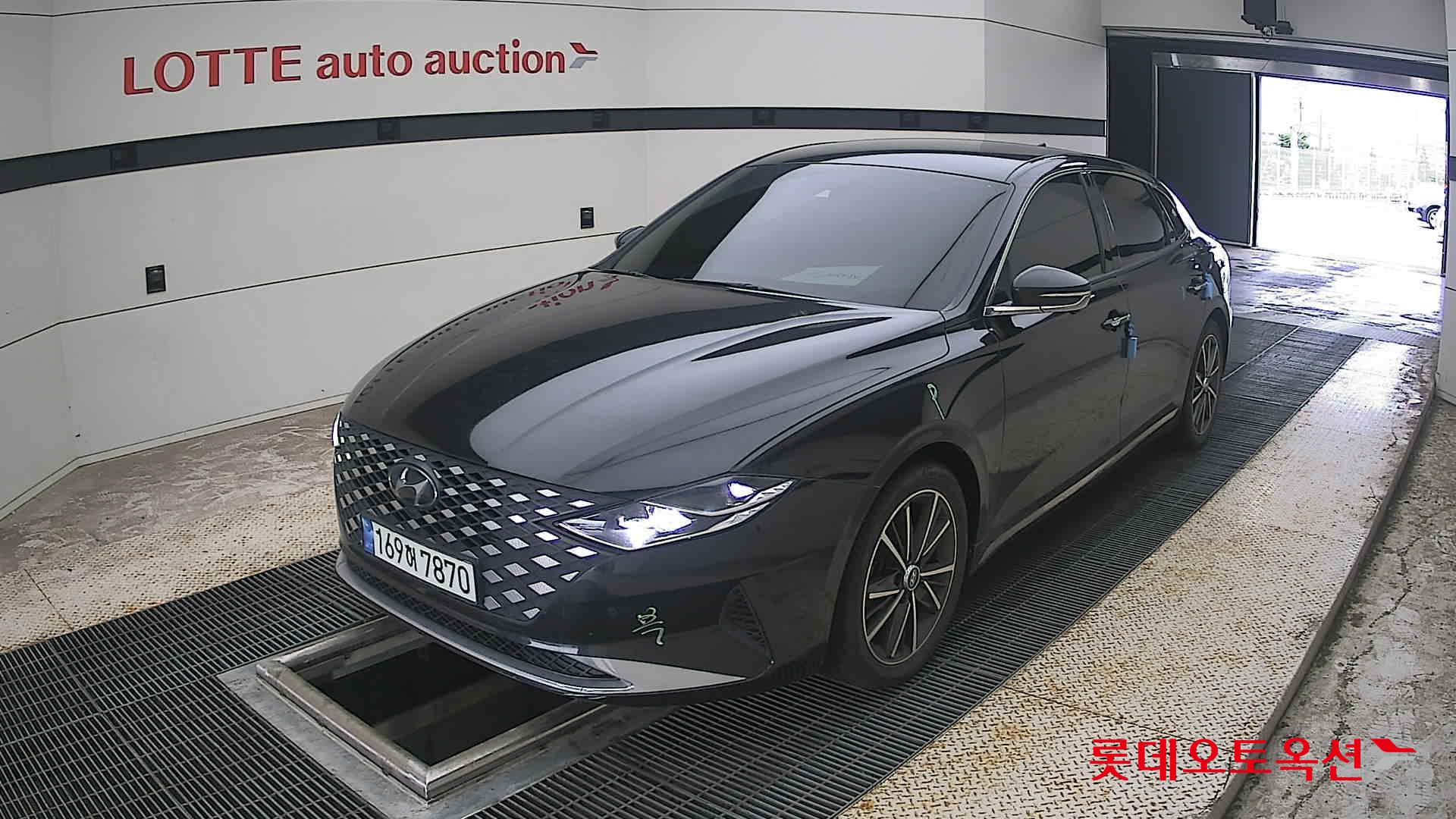 2022 - hyundai grandeur