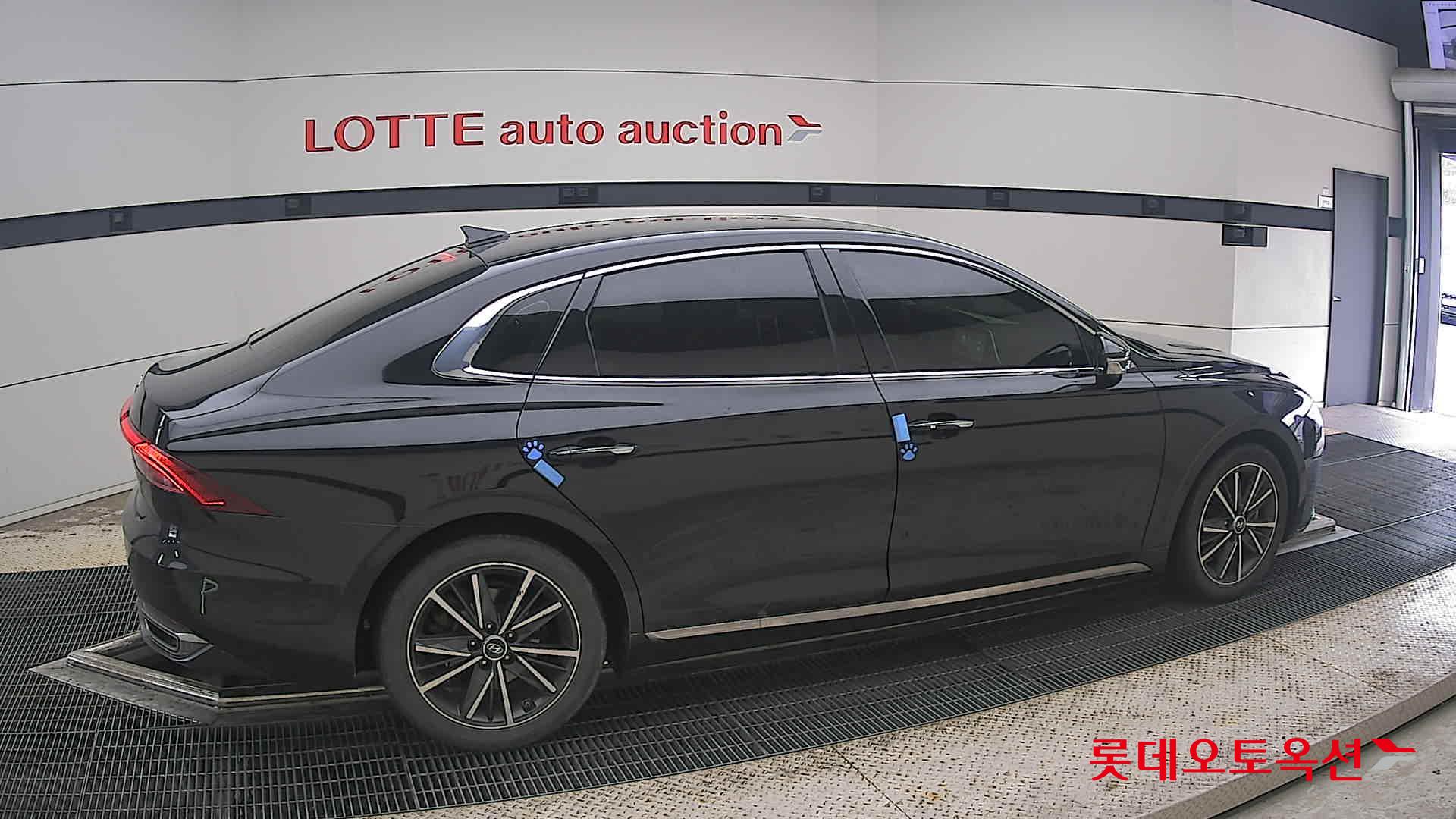 2022 - hyundai grandeur