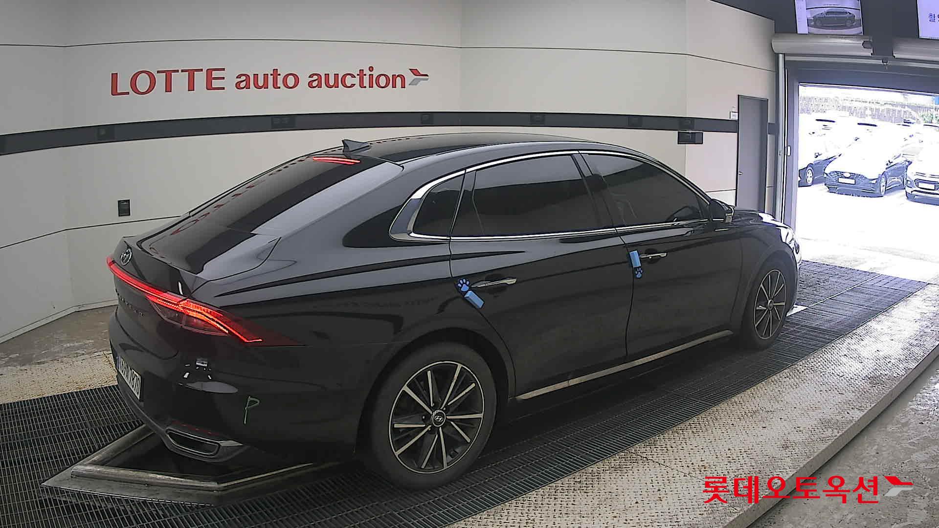 2022 - hyundai grandeur