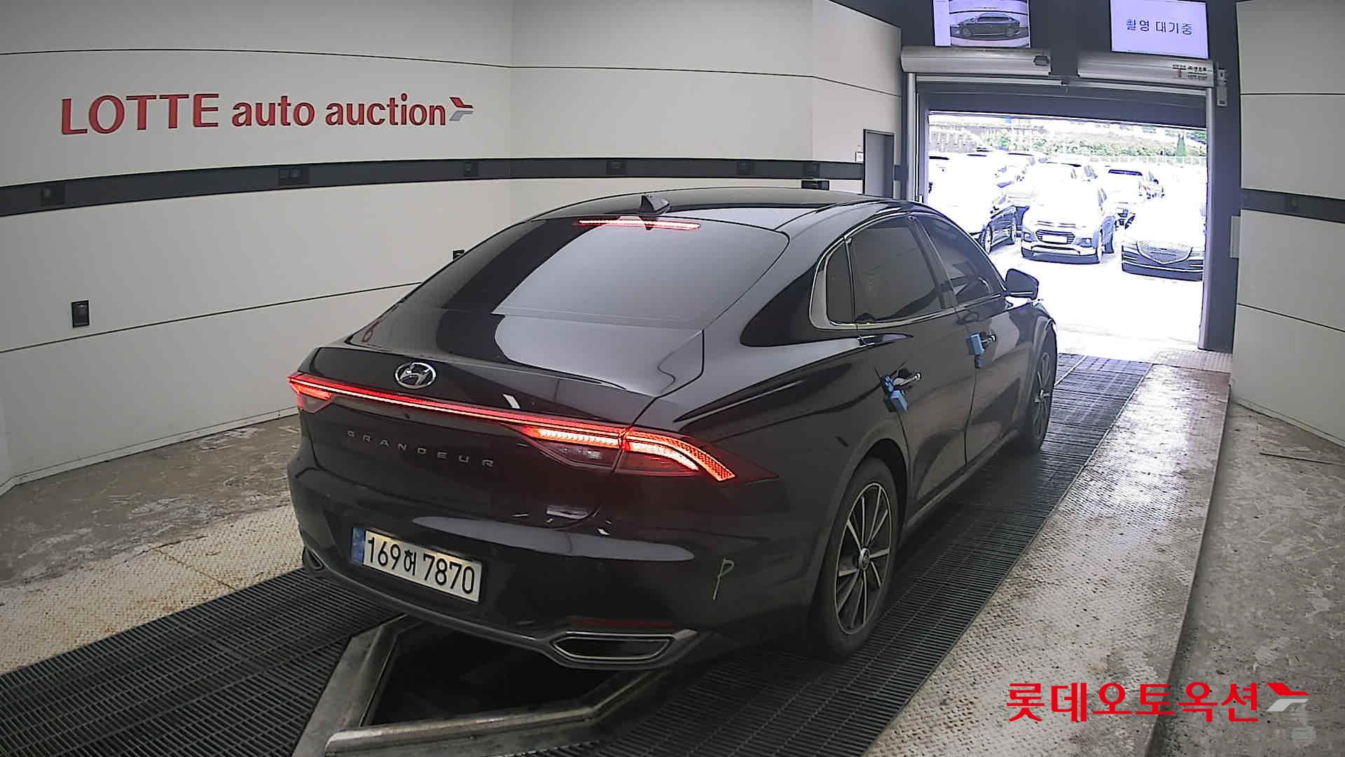 2022 - hyundai grandeur