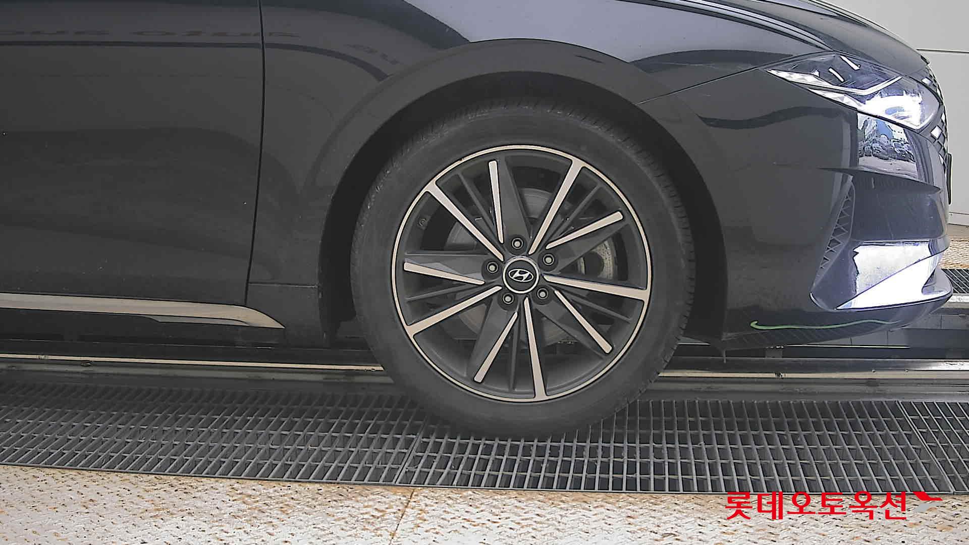 2022 - hyundai grandeur