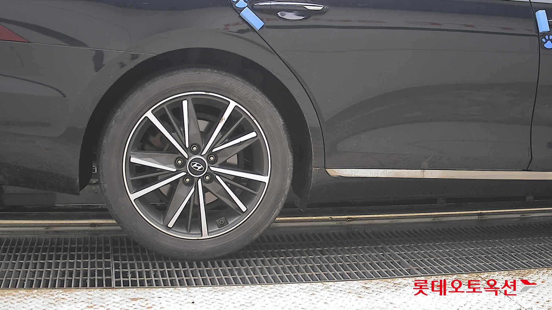 2022 - hyundai grandeur
