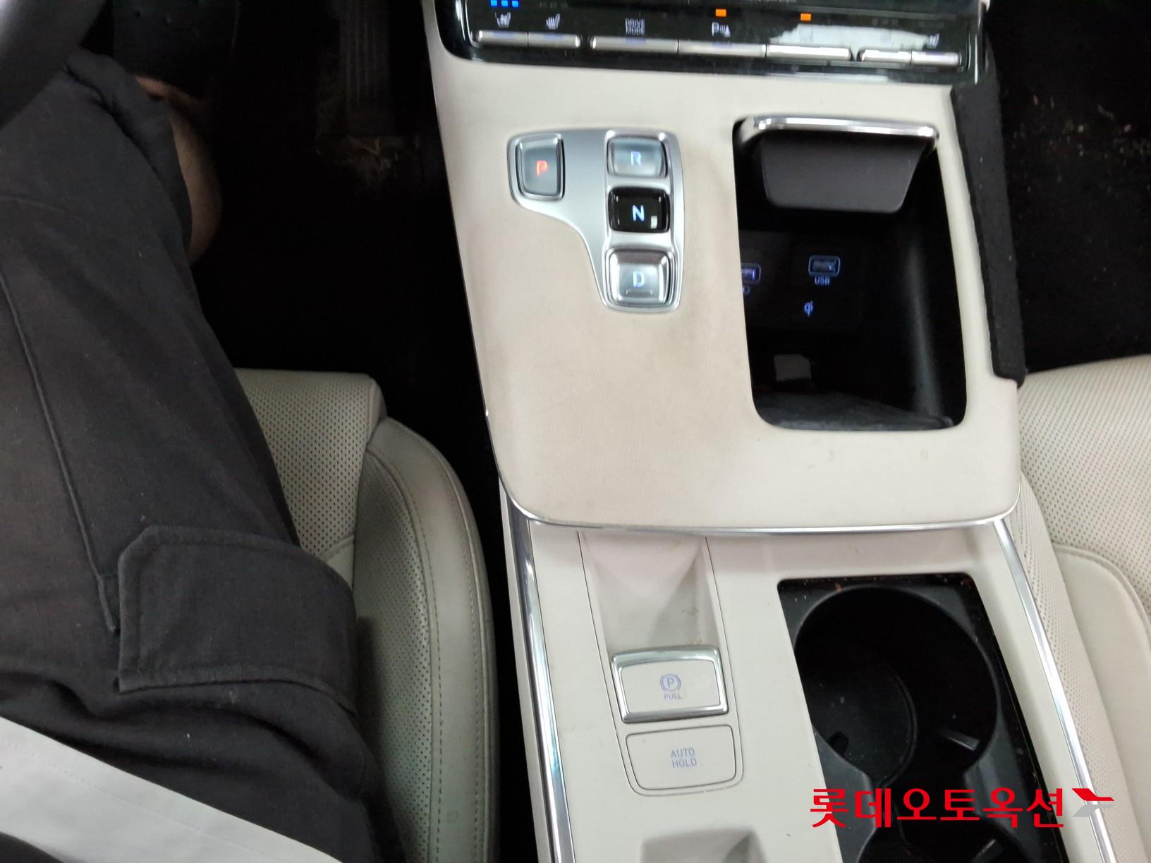 2022 - hyundai grandeur