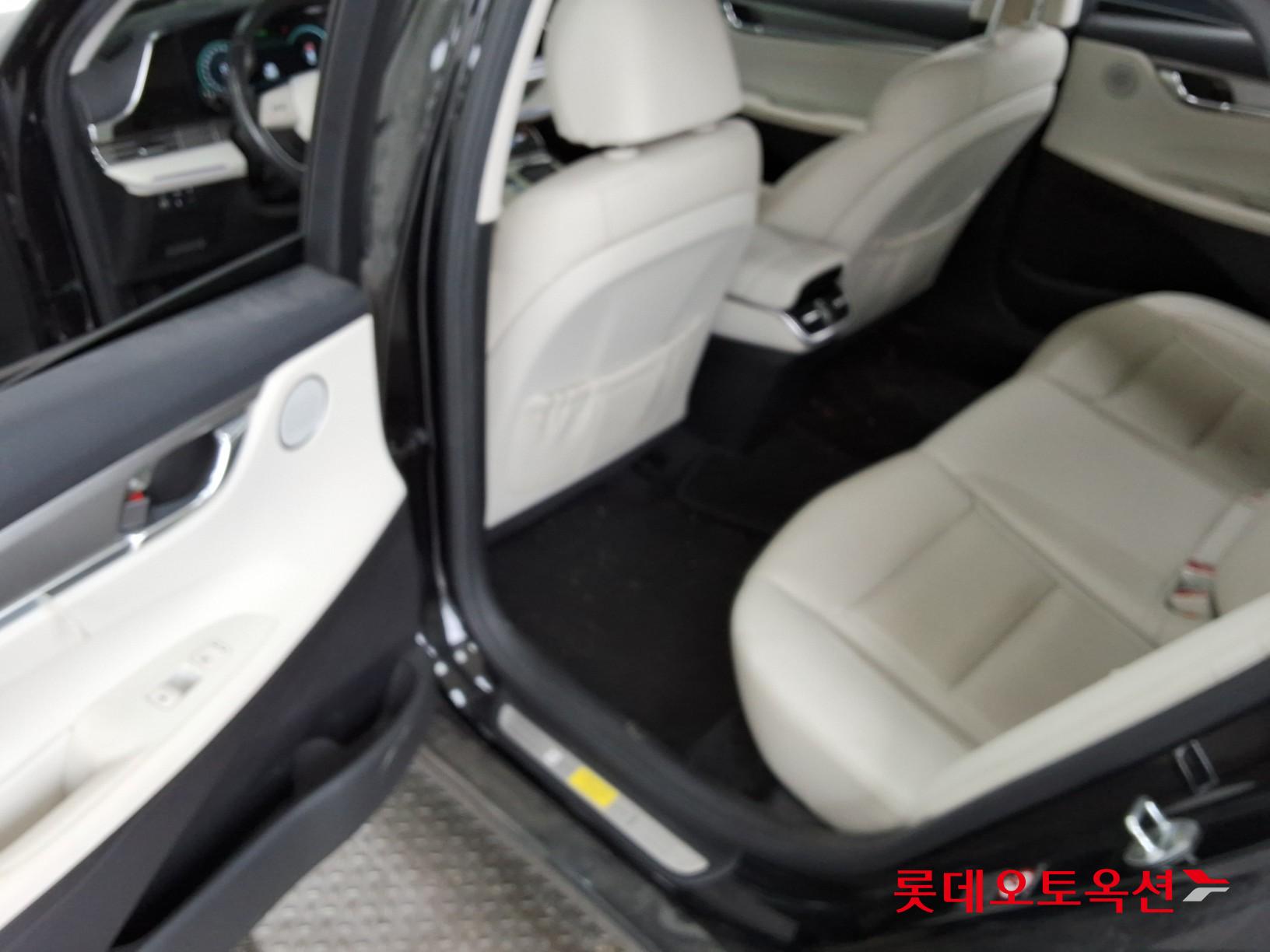 2022 - hyundai grandeur