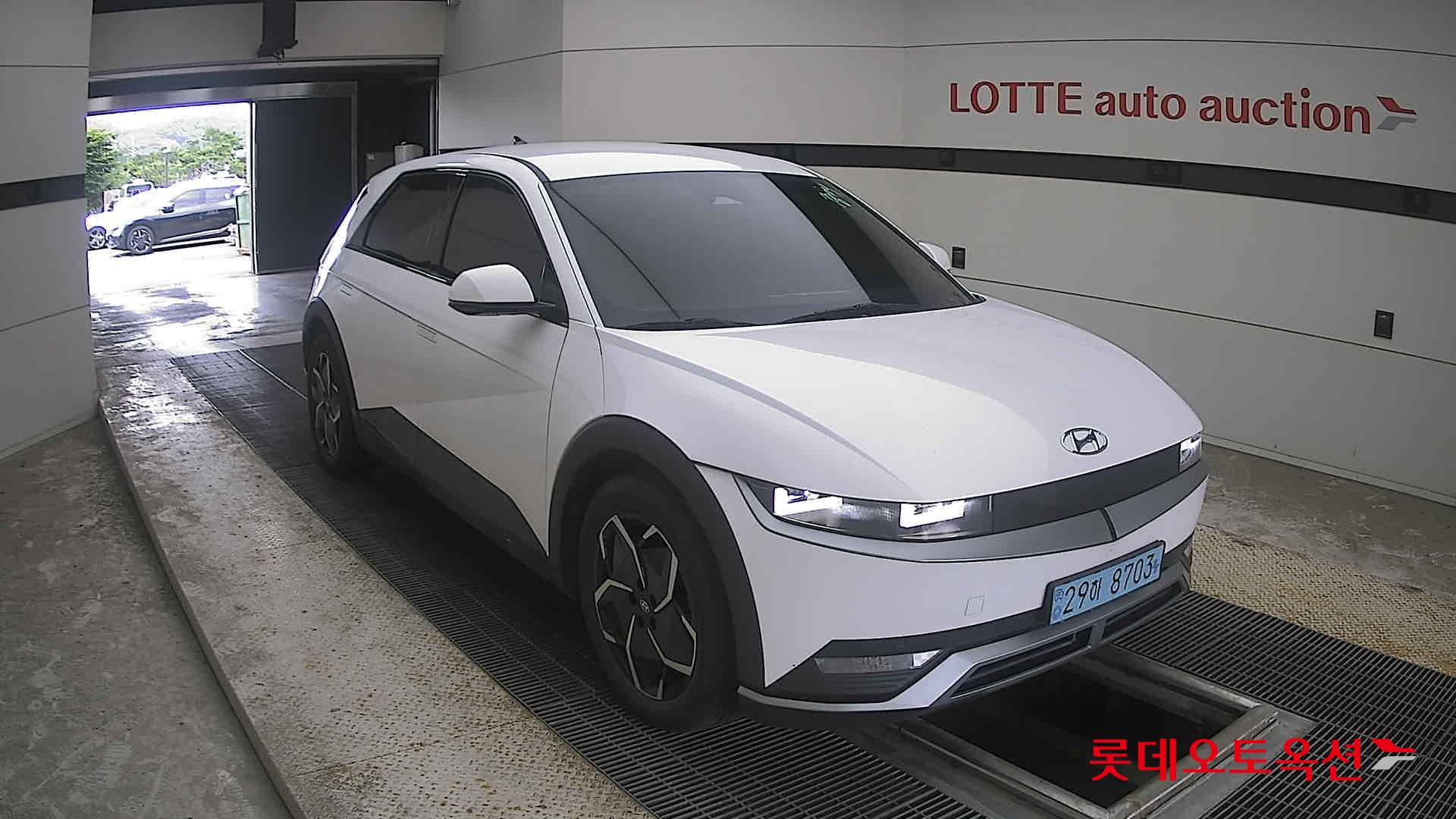 2022 - hyundai ioniq