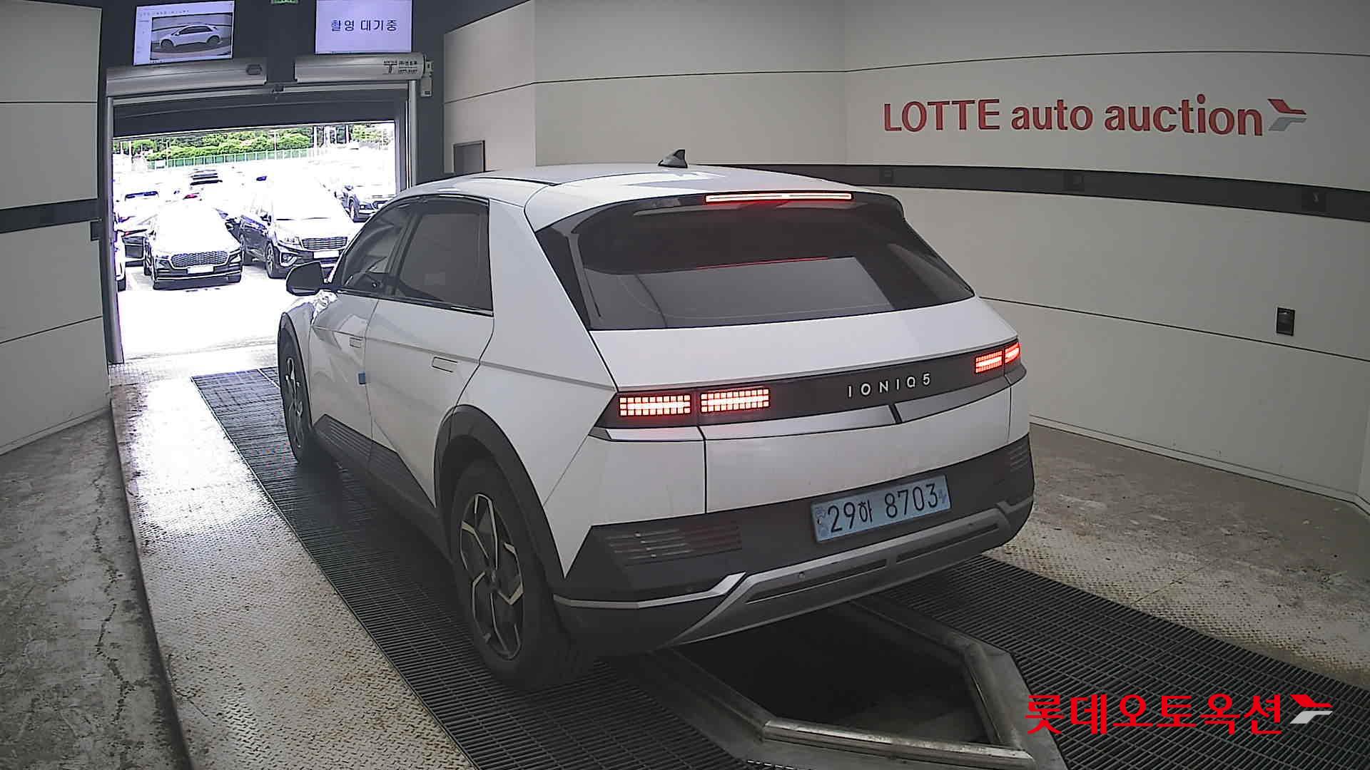 2022 - hyundai ioniq
