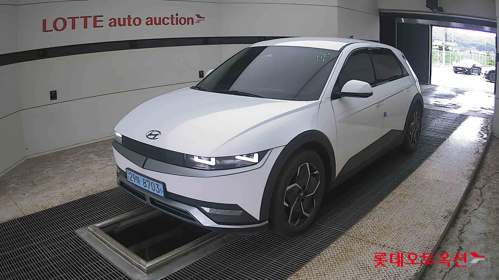 2022 - hyundai ioniq
