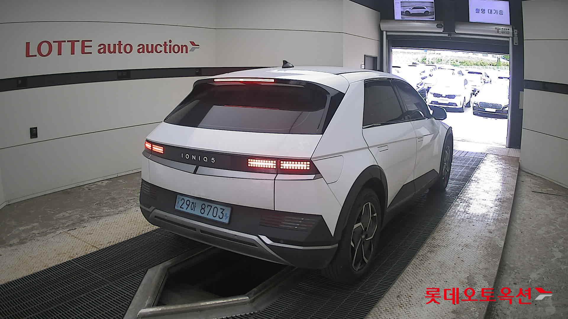 2022 - hyundai ioniq