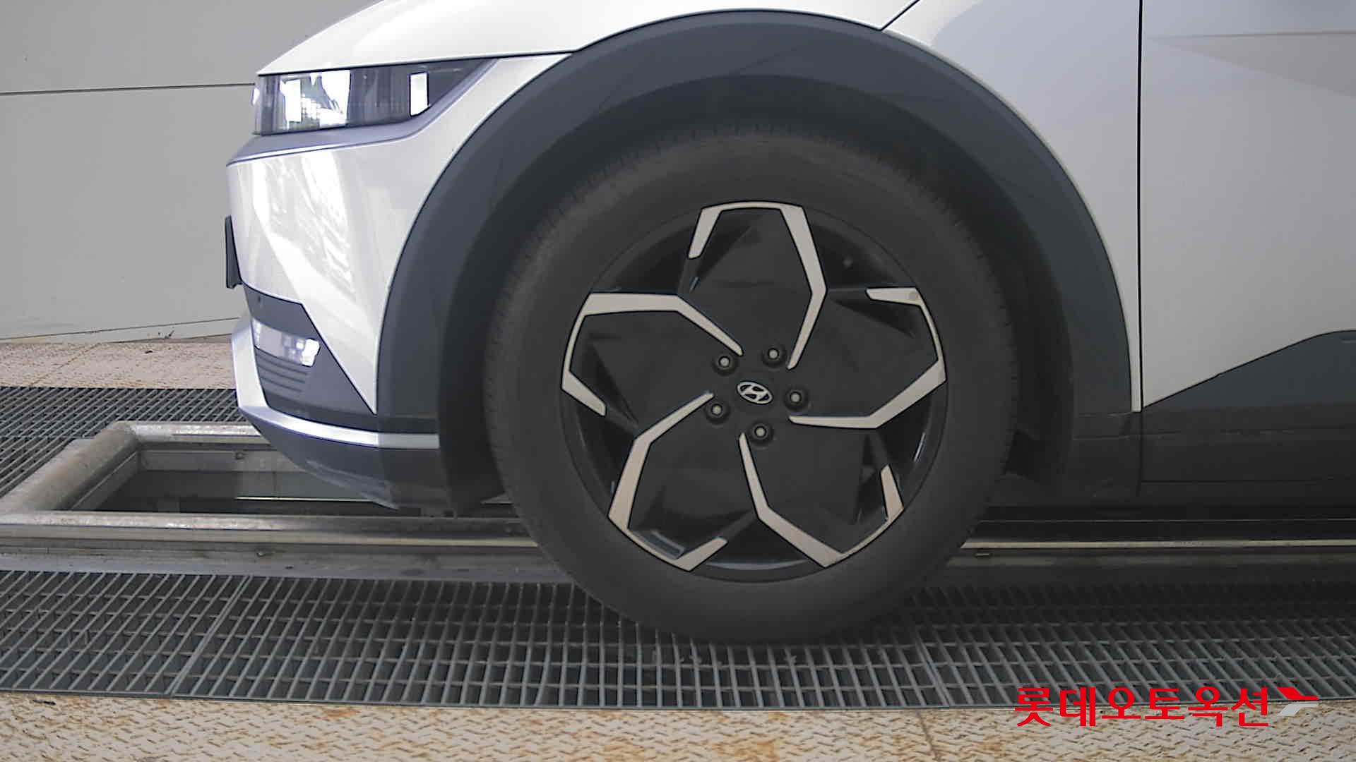 2022 - hyundai ioniq