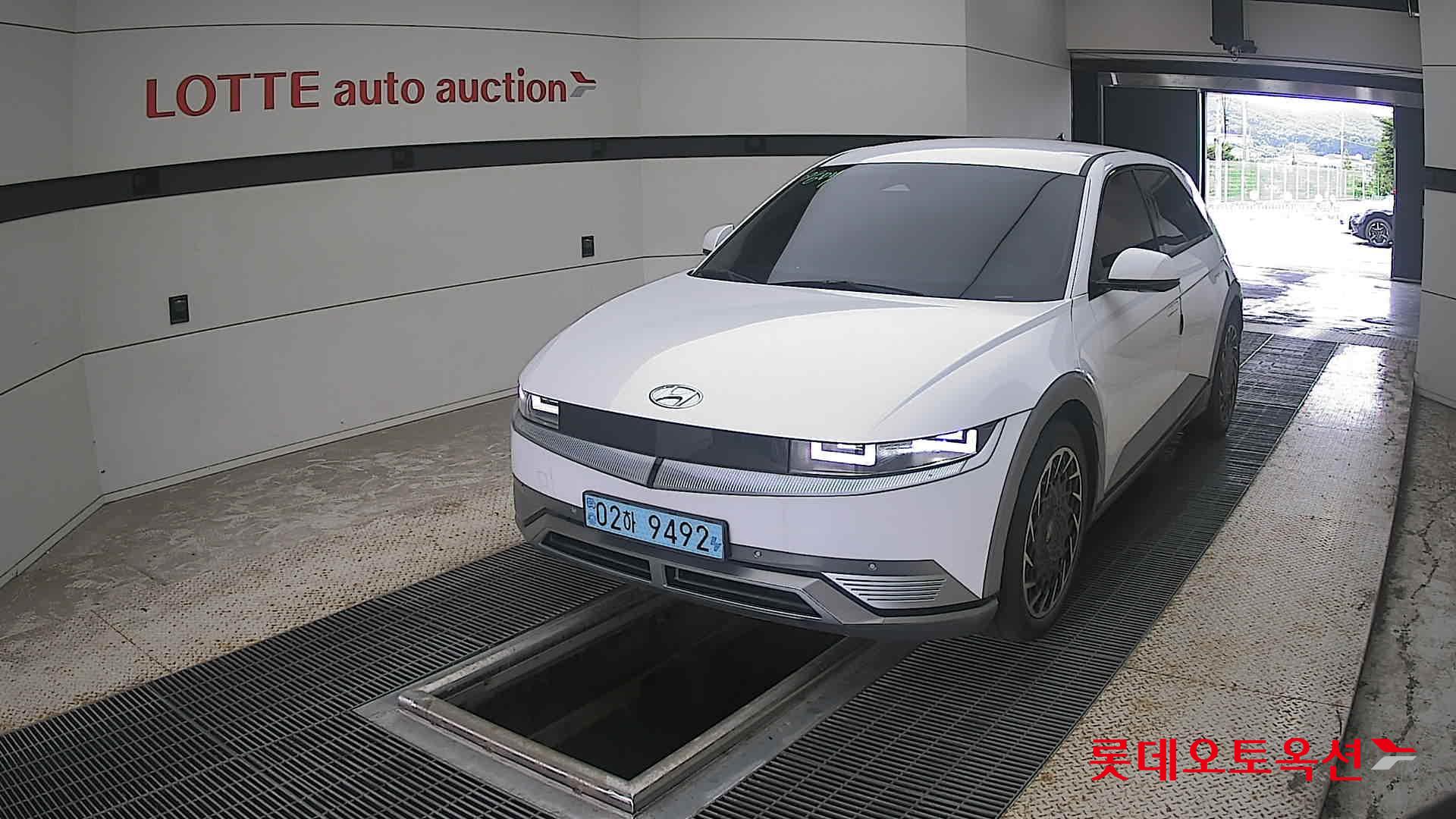 2022 - hyundai ioniq