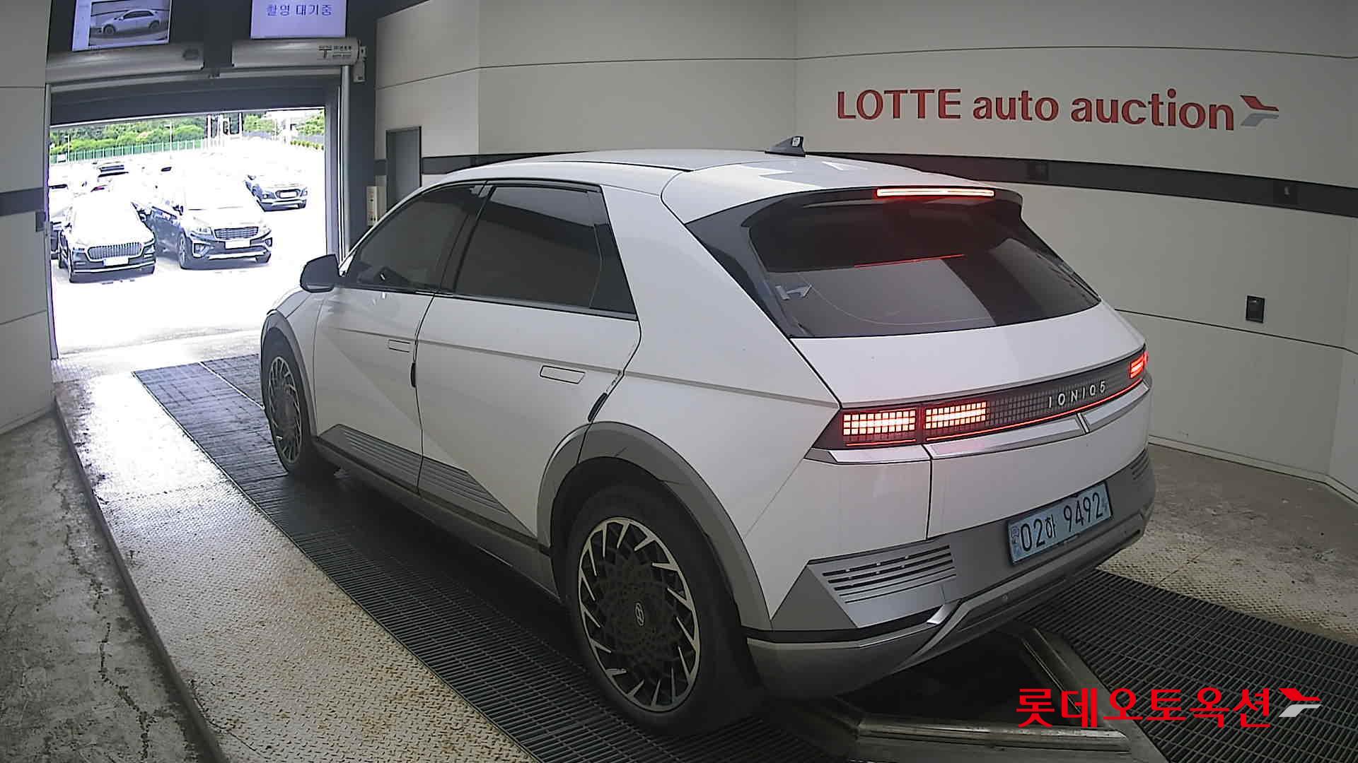 2022 - hyundai ioniq