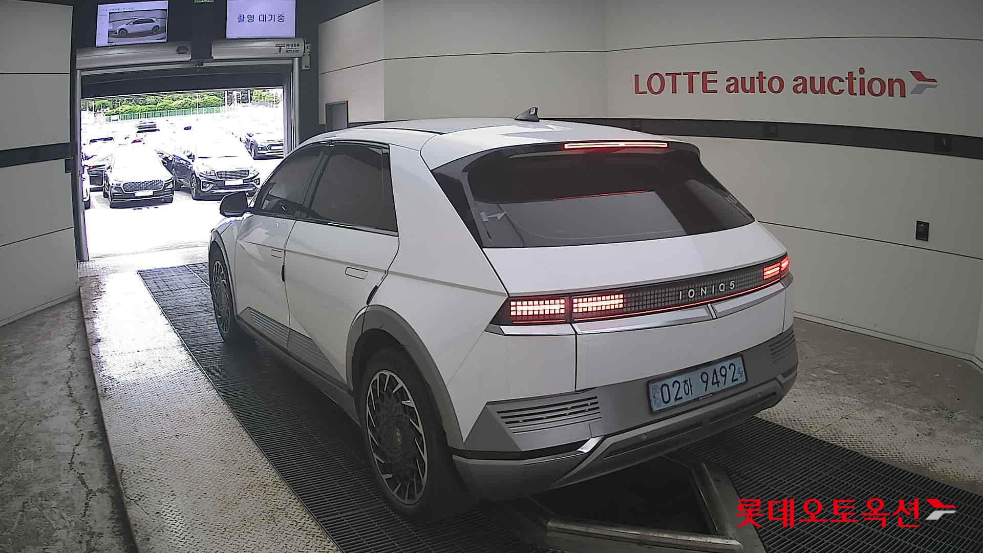 2022 - hyundai ioniq
