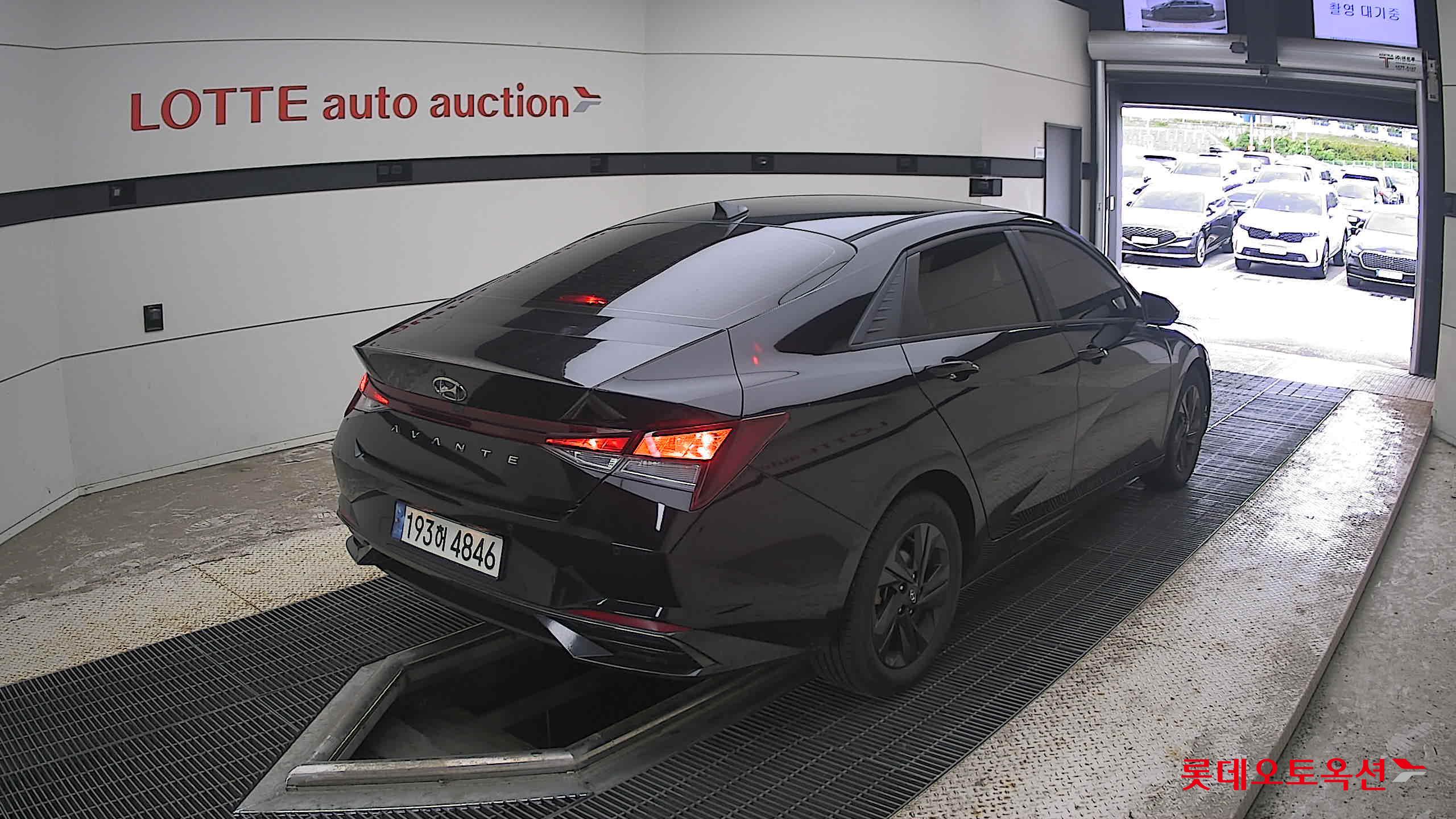 2023 - hyundai avante