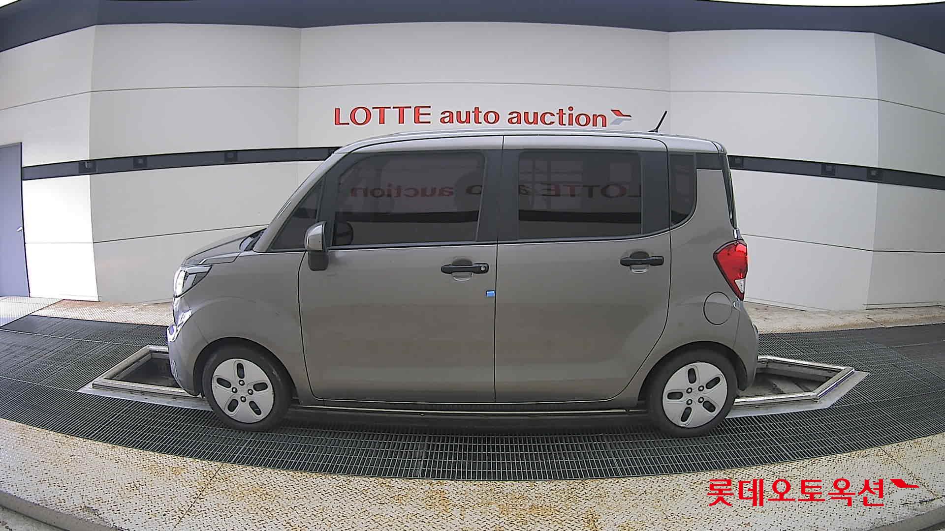2021 - kia ray