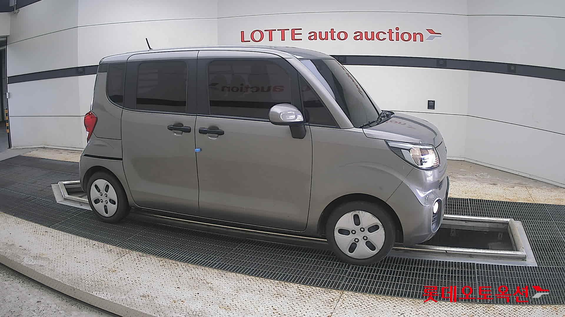 2021 - kia ray