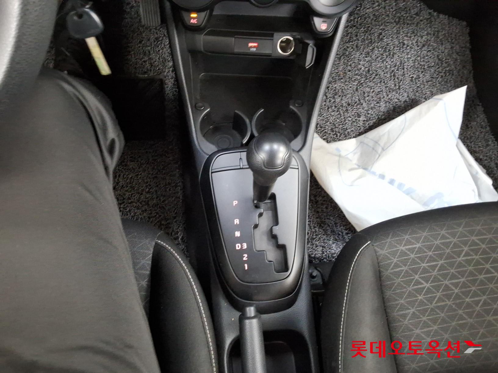 2022 - kia morning