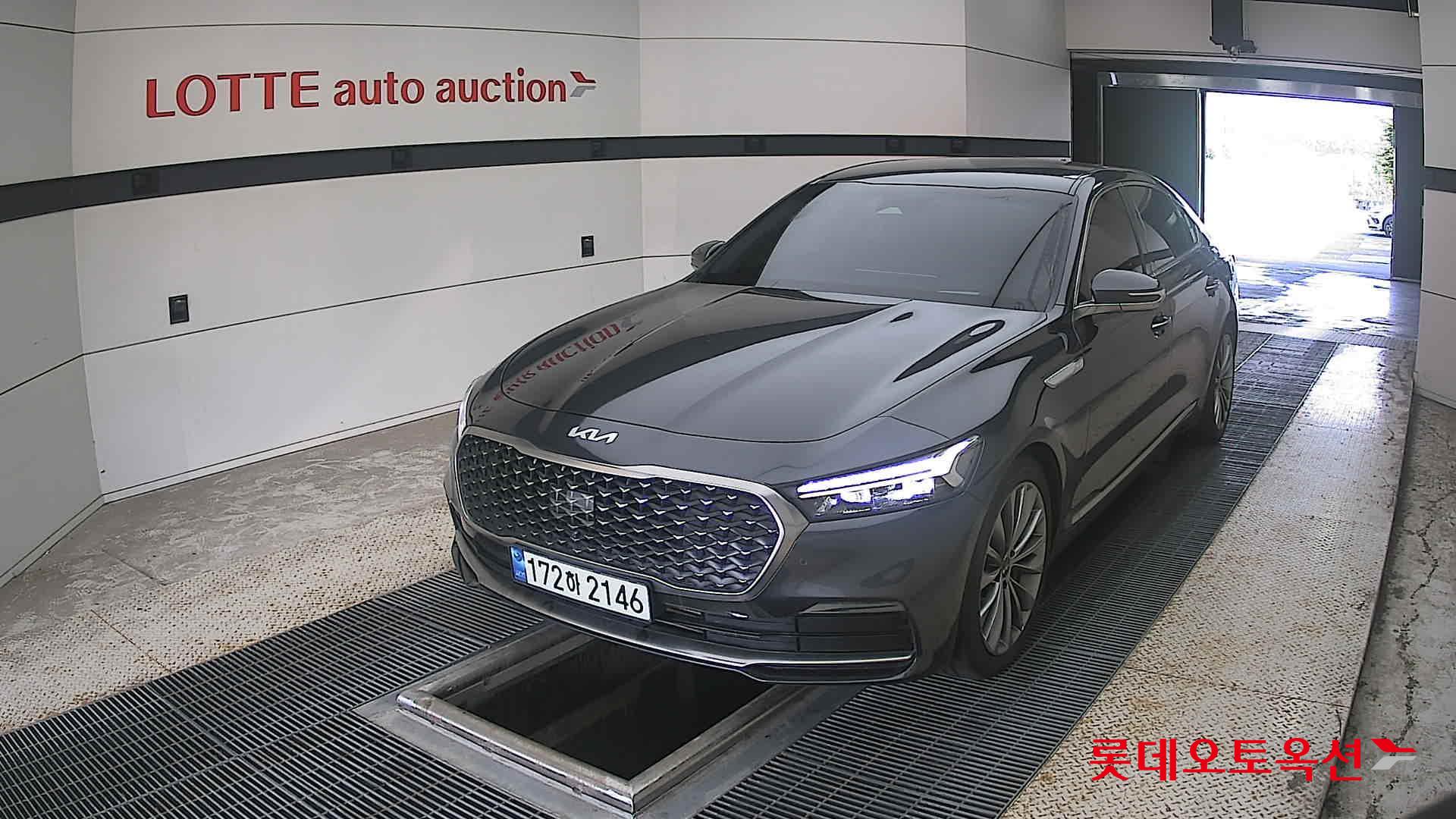 2022 - kia k9