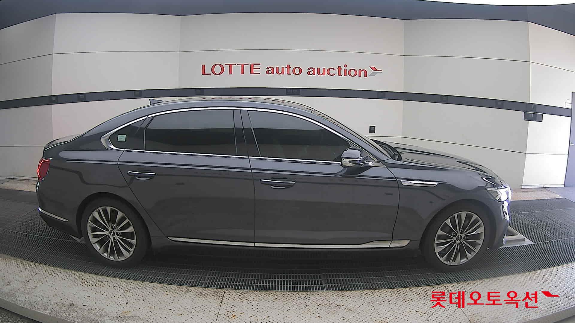 2022 - kia k9