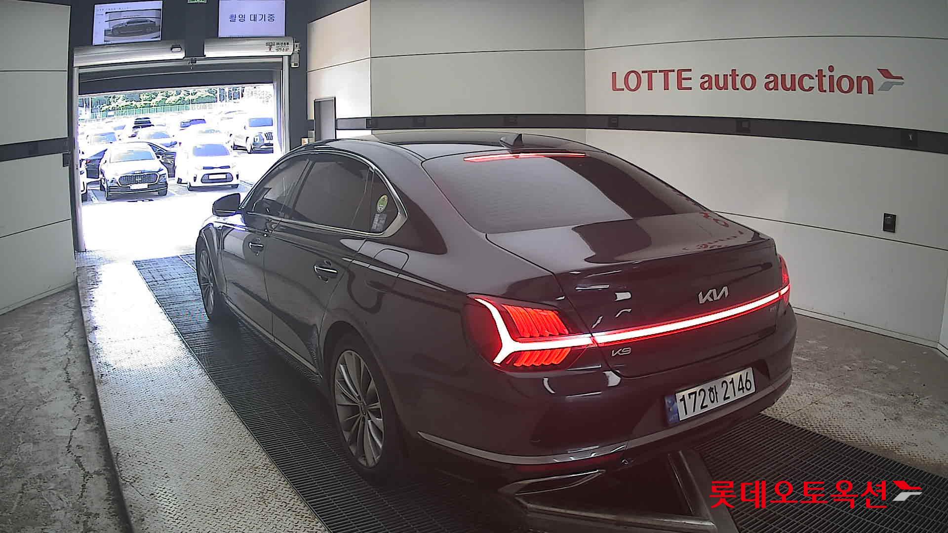 2022 - kia k9