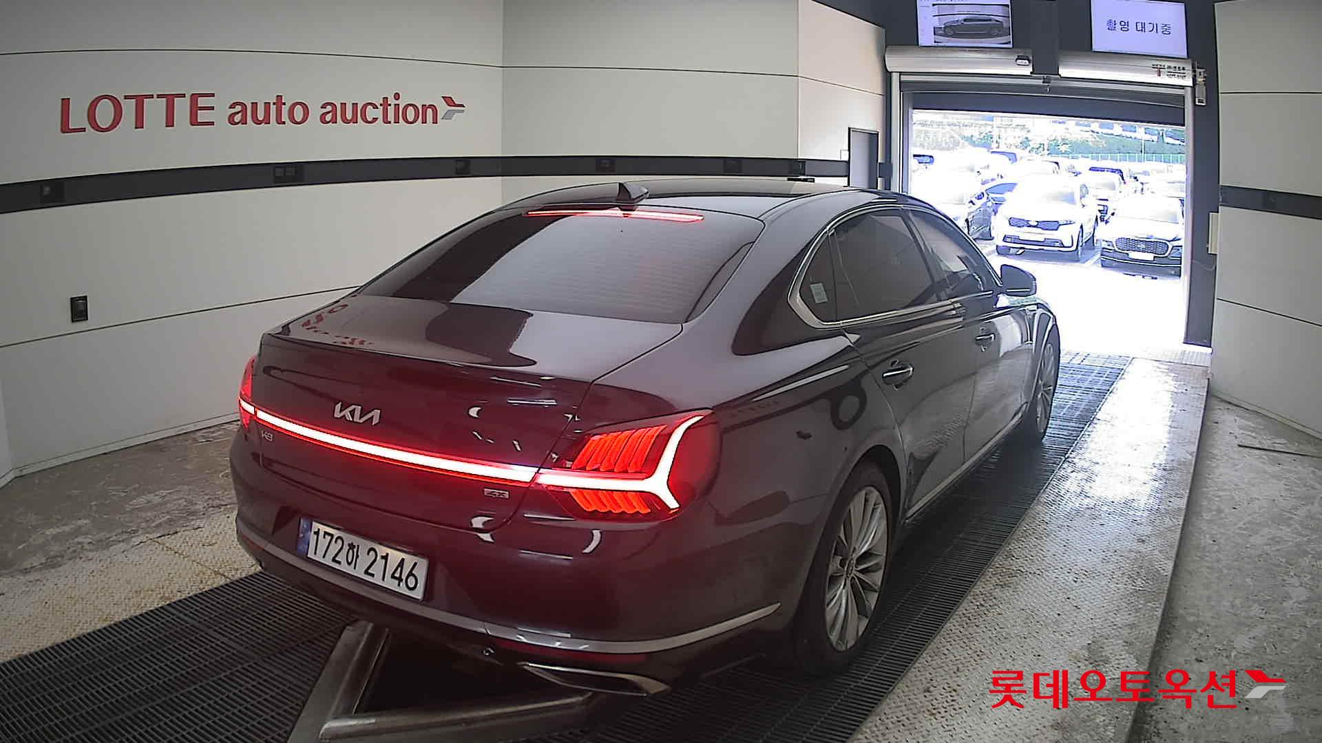 2022 - kia k9