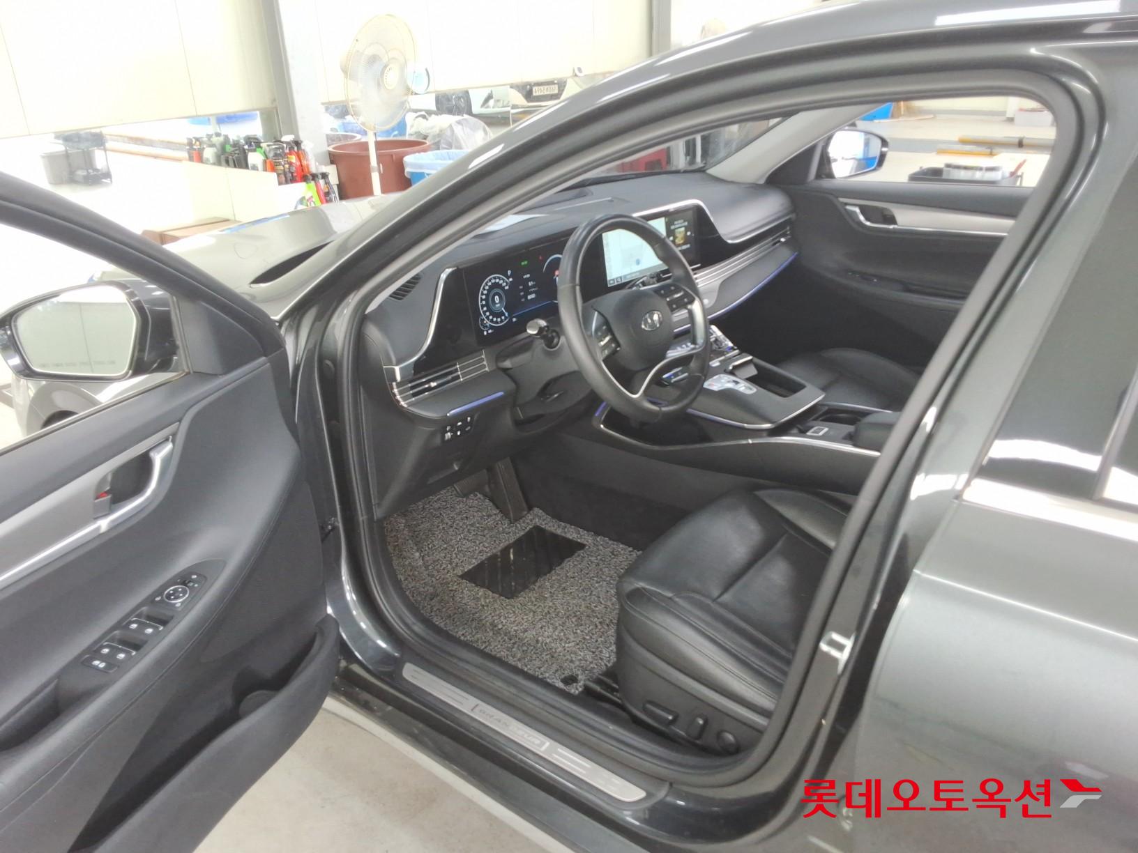 2022 - hyundai grandeur