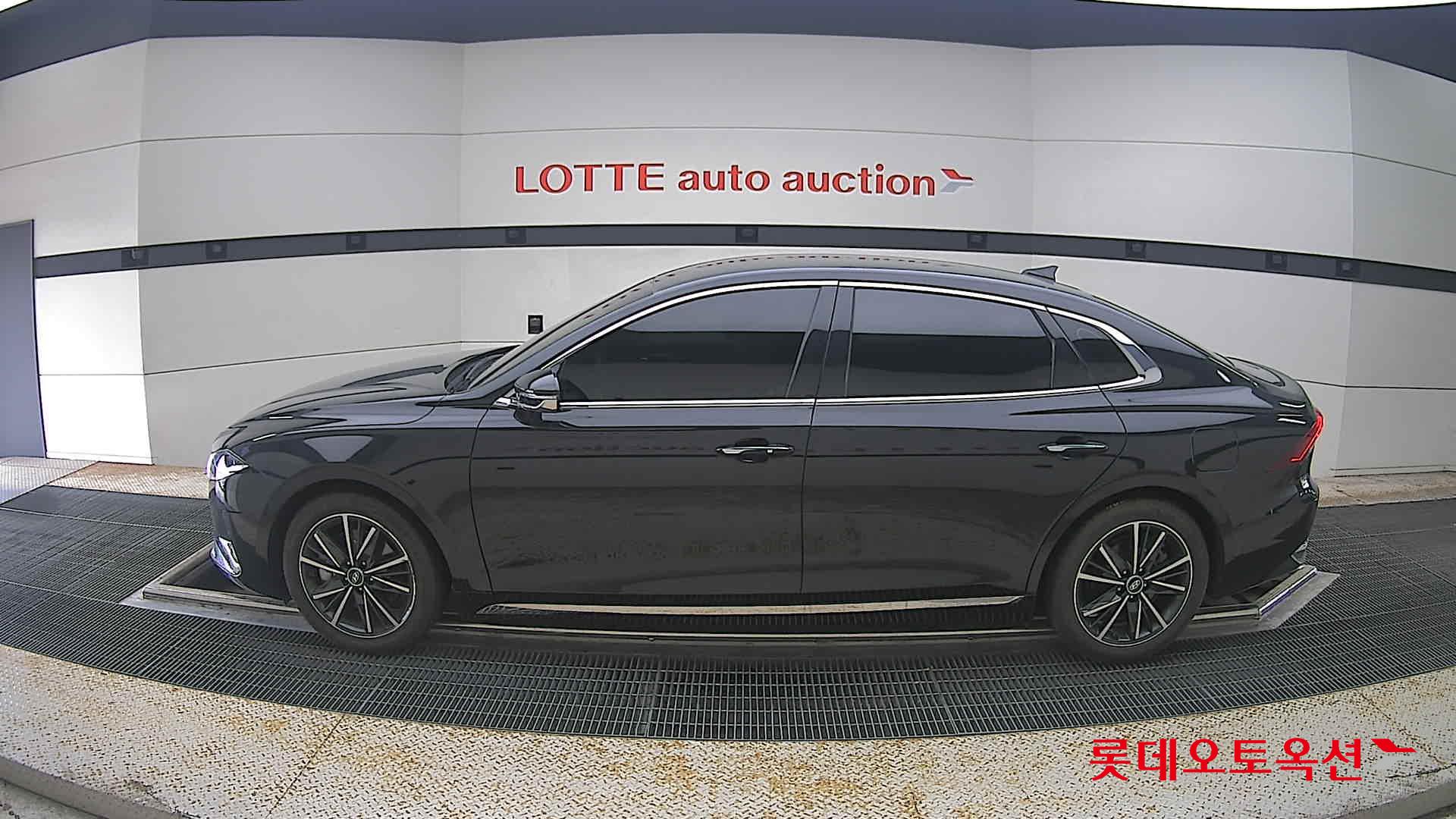 2022 - hyundai grandeur