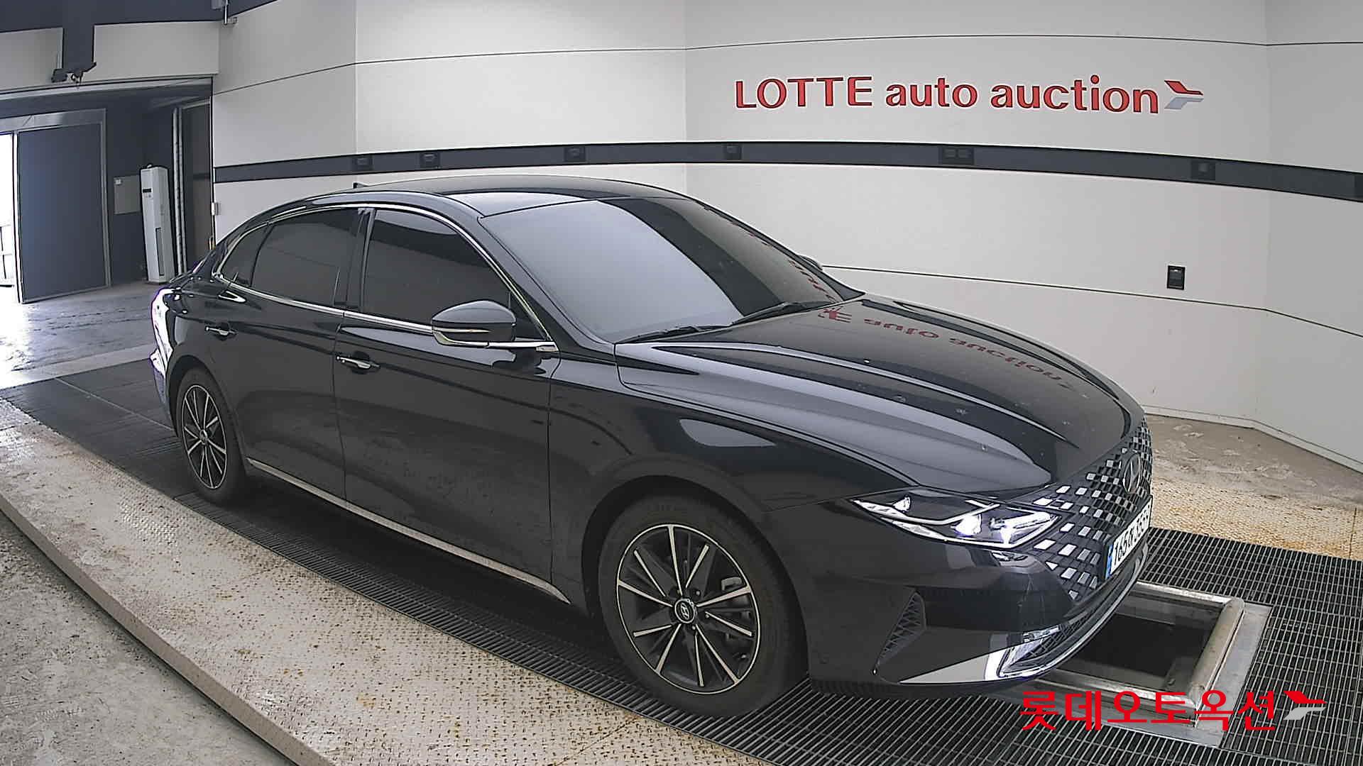 2022 - hyundai grandeur