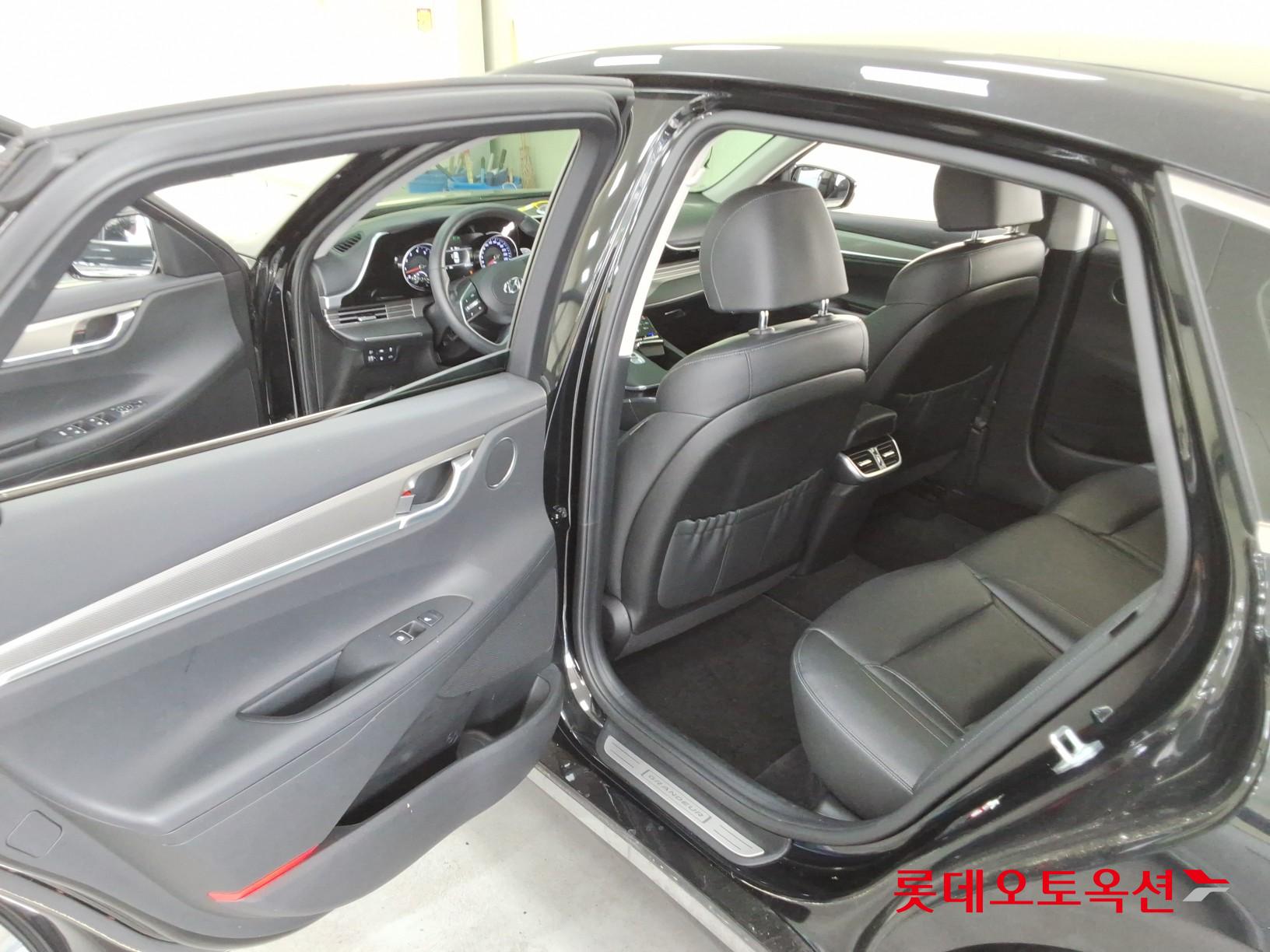 2022 - hyundai grandeur