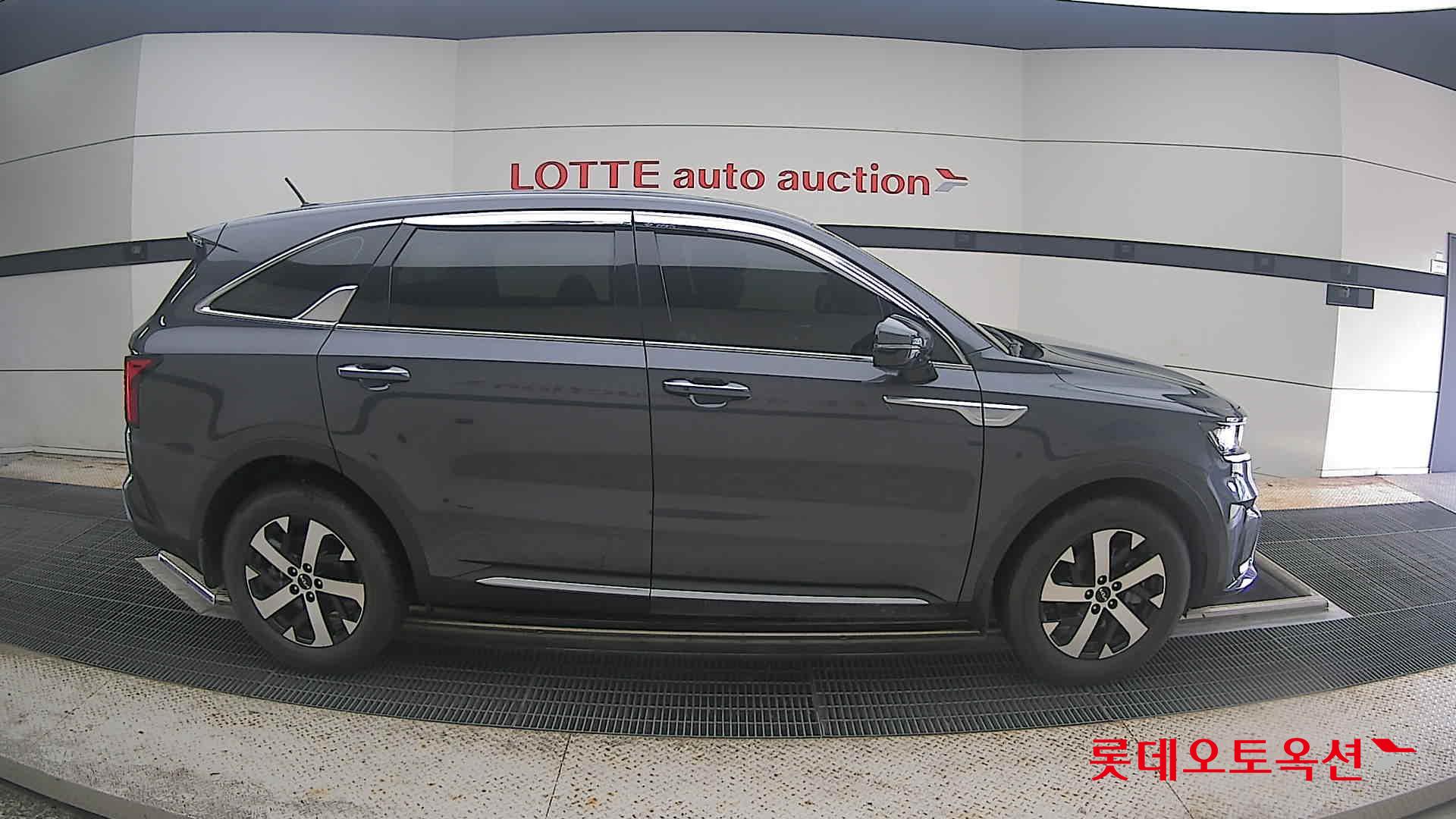 2023 - kia sorento