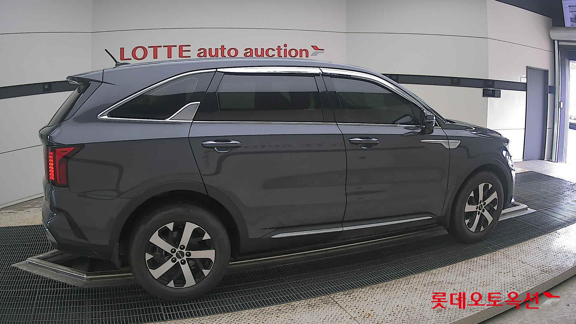 2023 - kia sorento