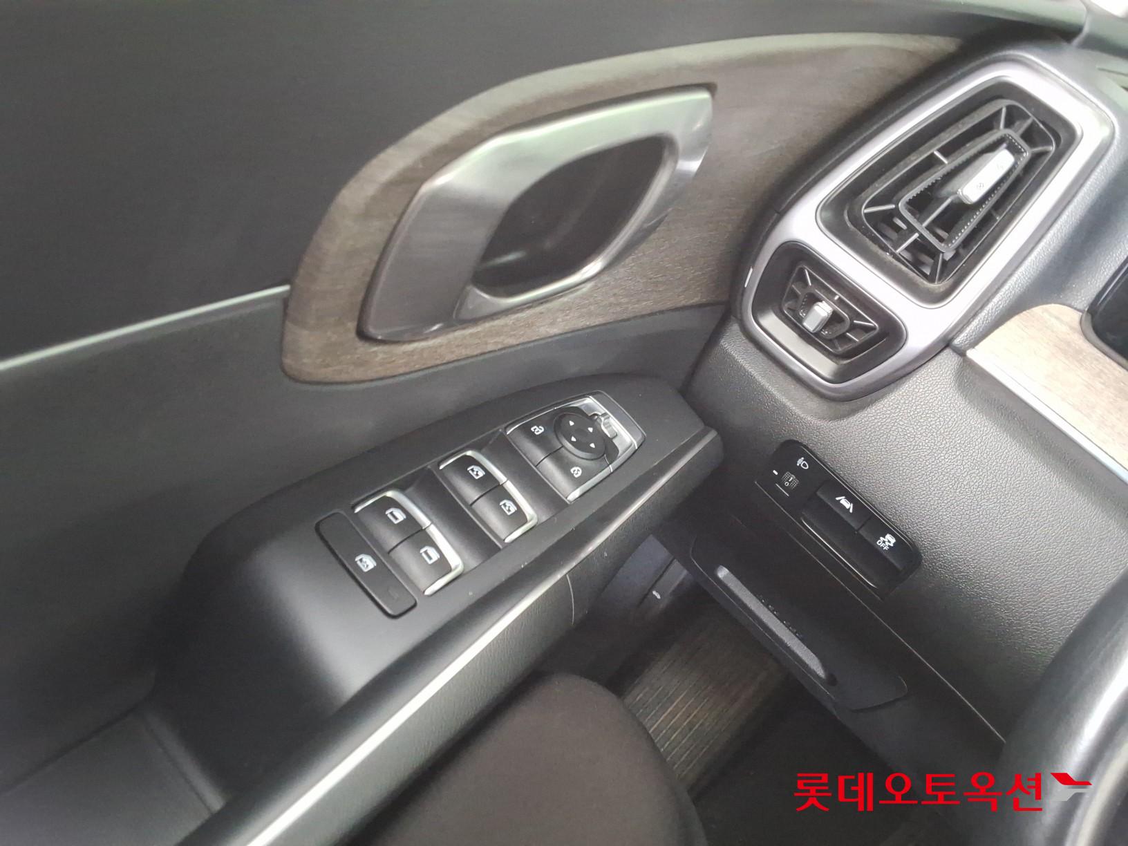 2023 - kia sorento