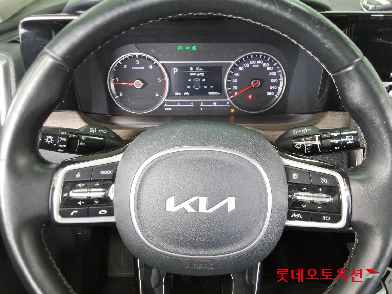 2023 - kia sorento