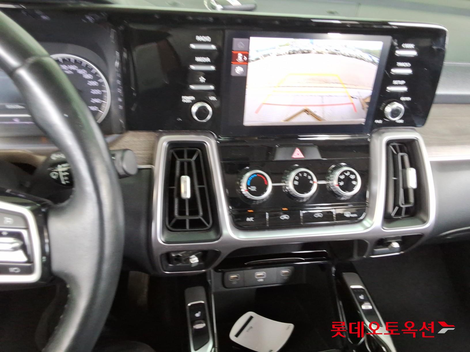 2023 - kia sorento