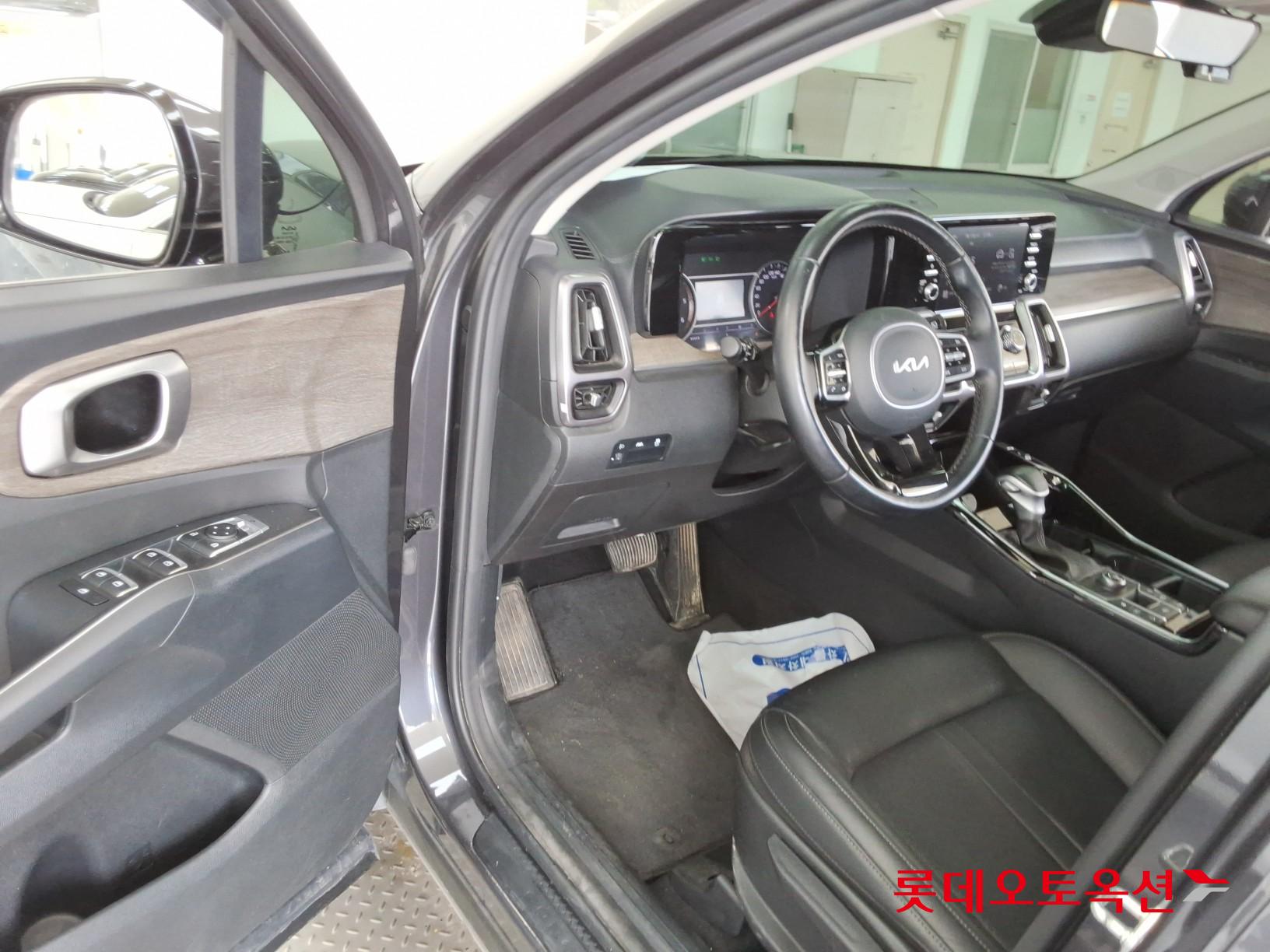 2023 - kia sorento