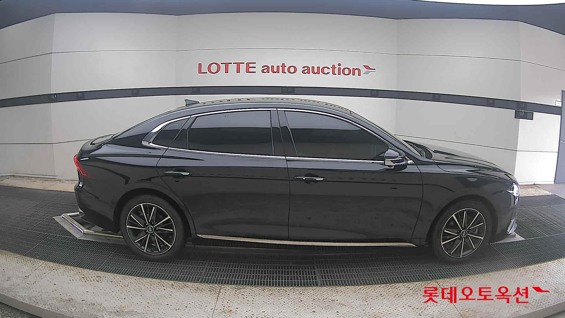 2022 - hyundai grandeur