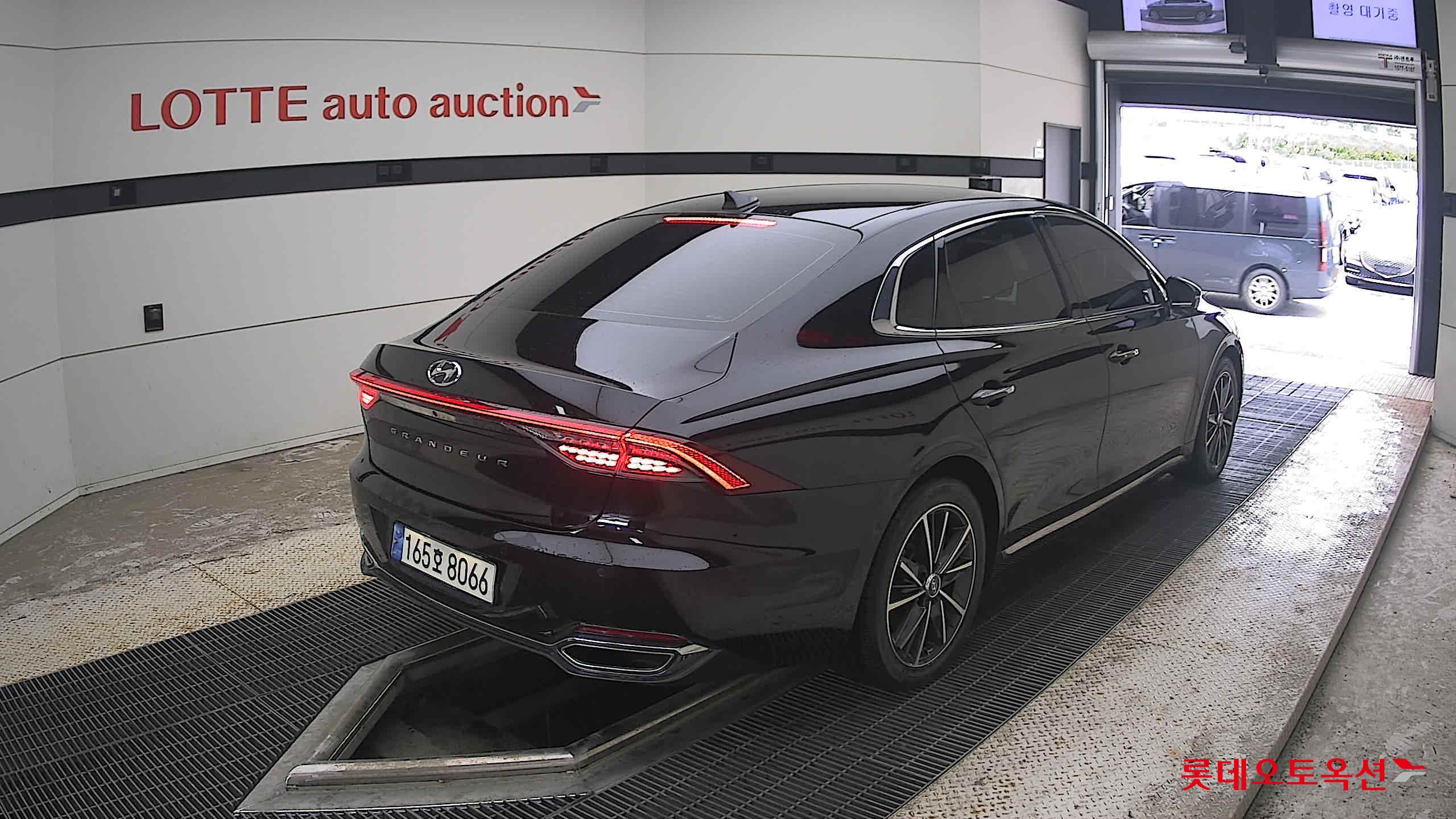 2022 - hyundai grandeur
