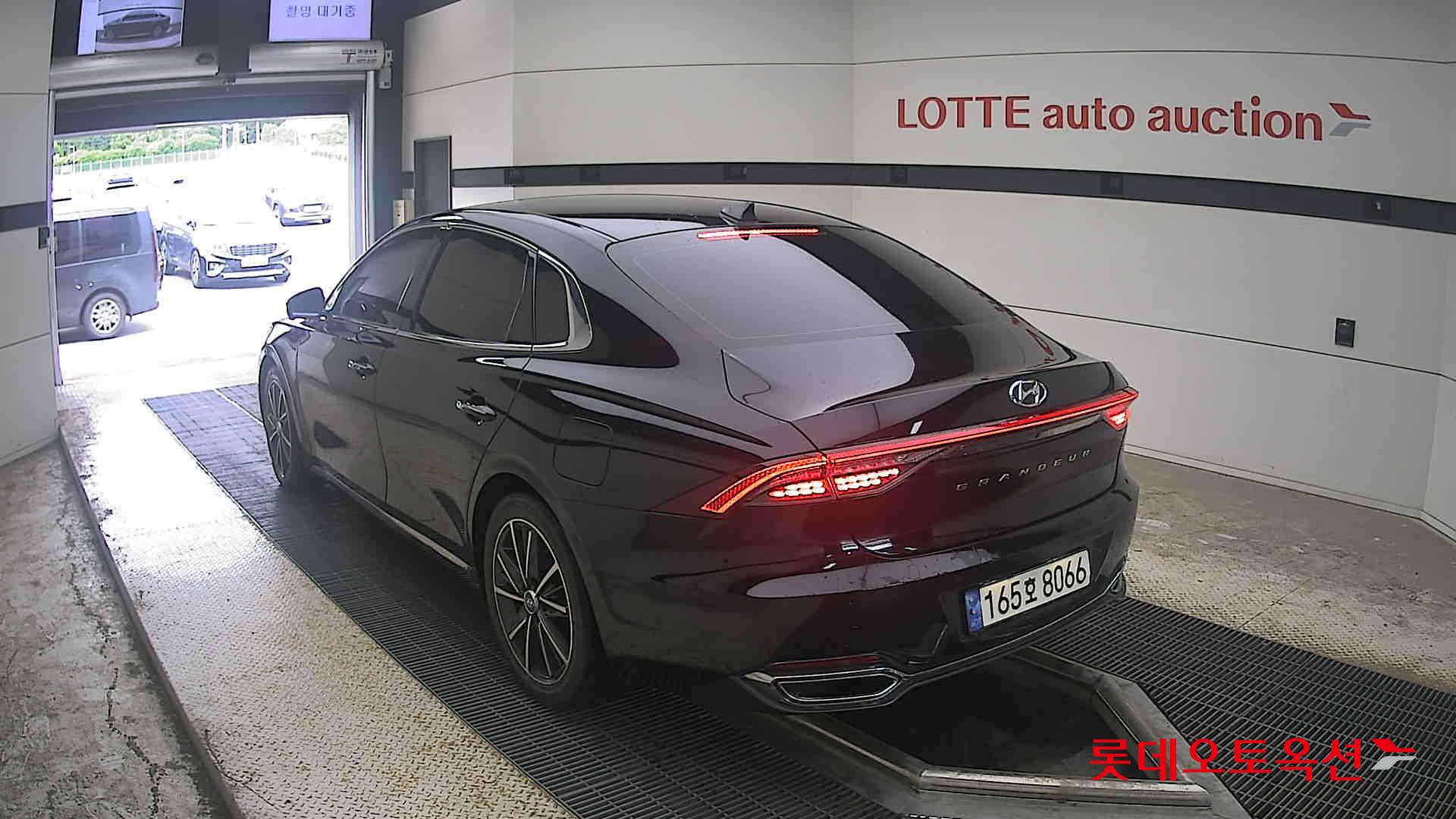 2022 - hyundai grandeur