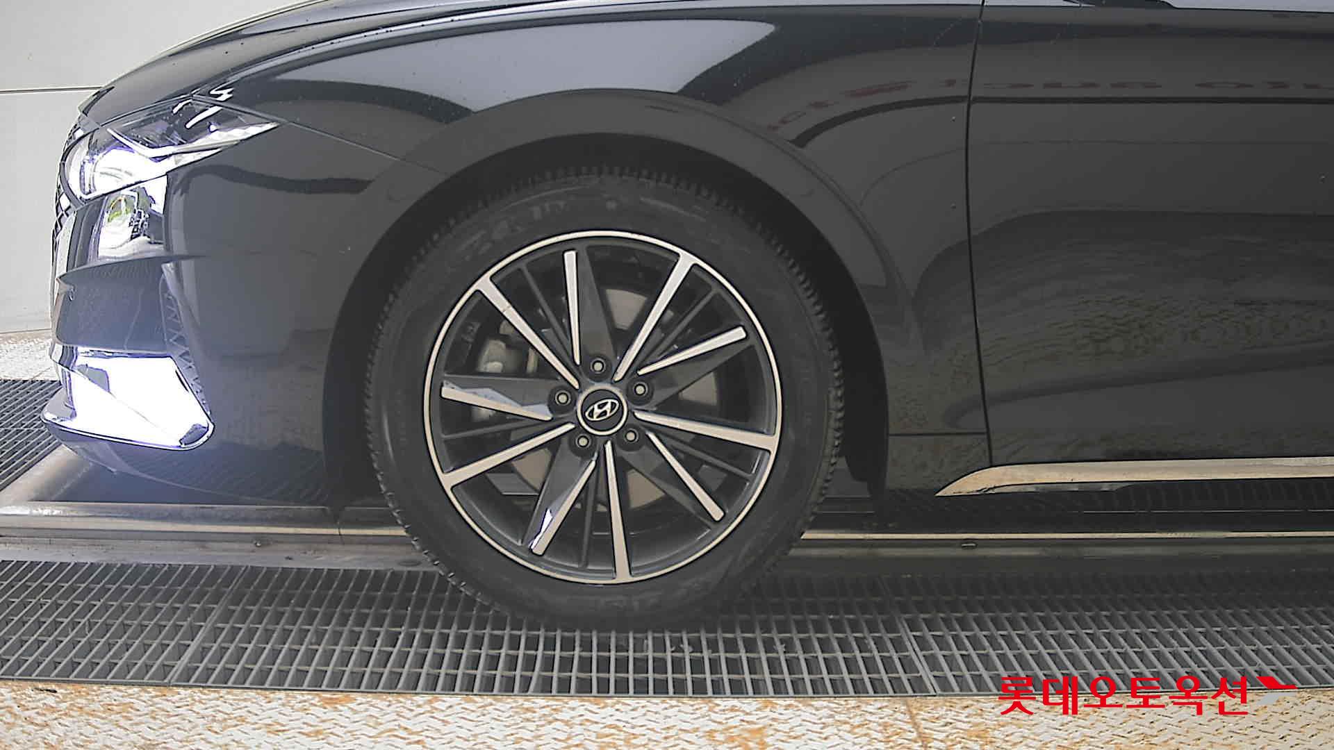 2022 - hyundai grandeur