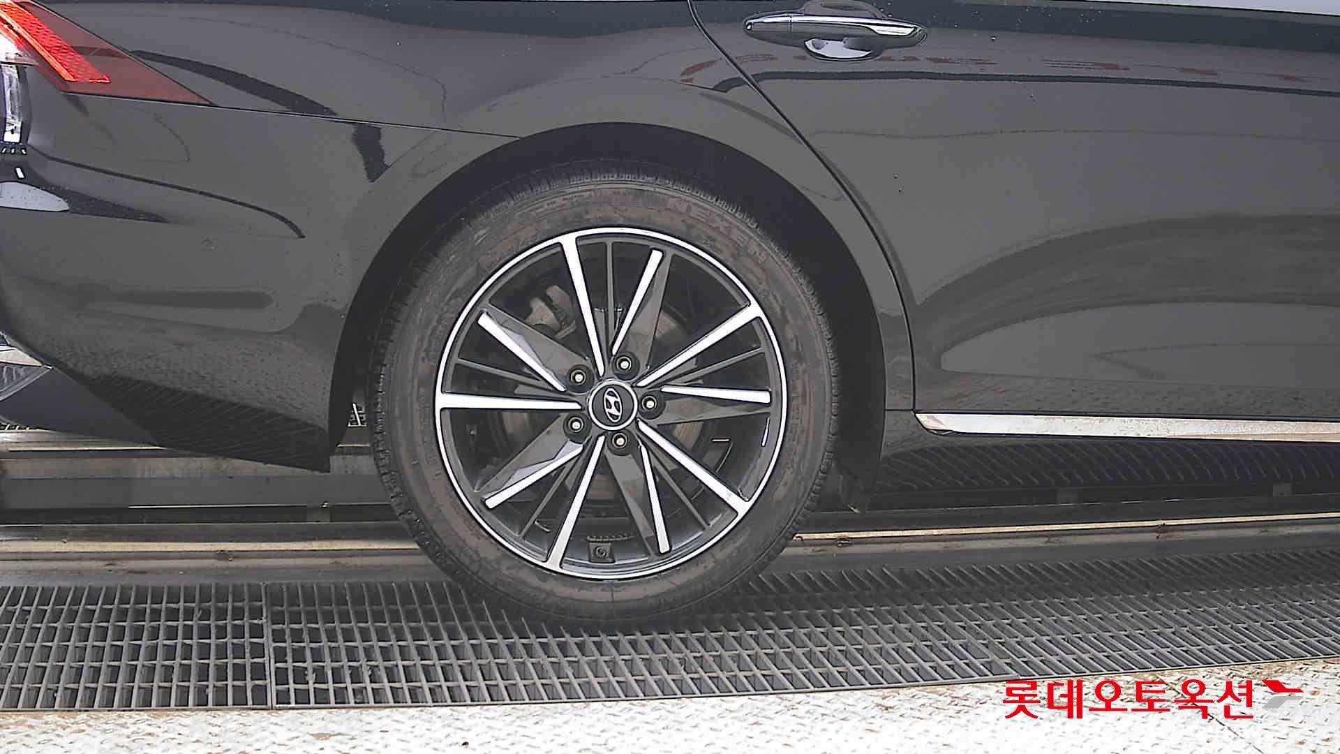2022 - hyundai grandeur